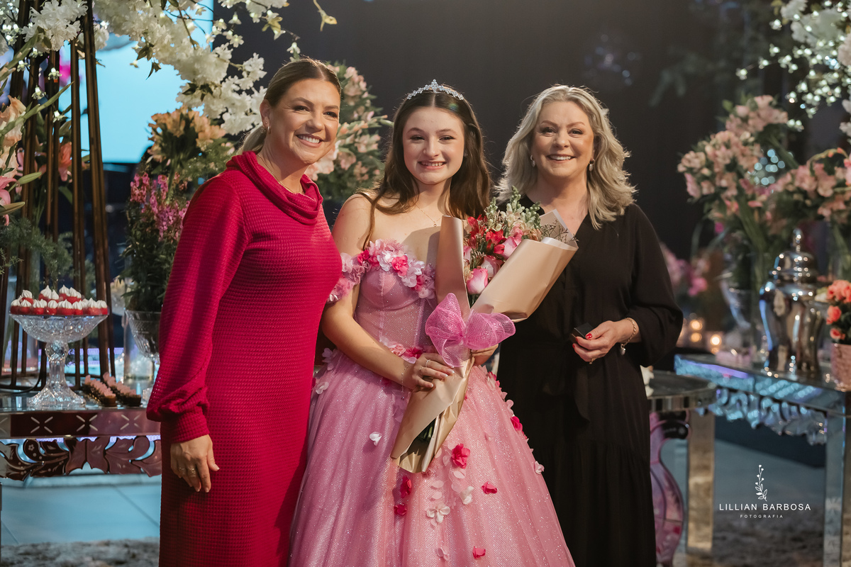 festa-de-quinze-anos-no-turno-festa-em-turvo-santa-catarina-lillian-barbosa-fotografia--de-turvo-fotografa-de-lauro-muller-