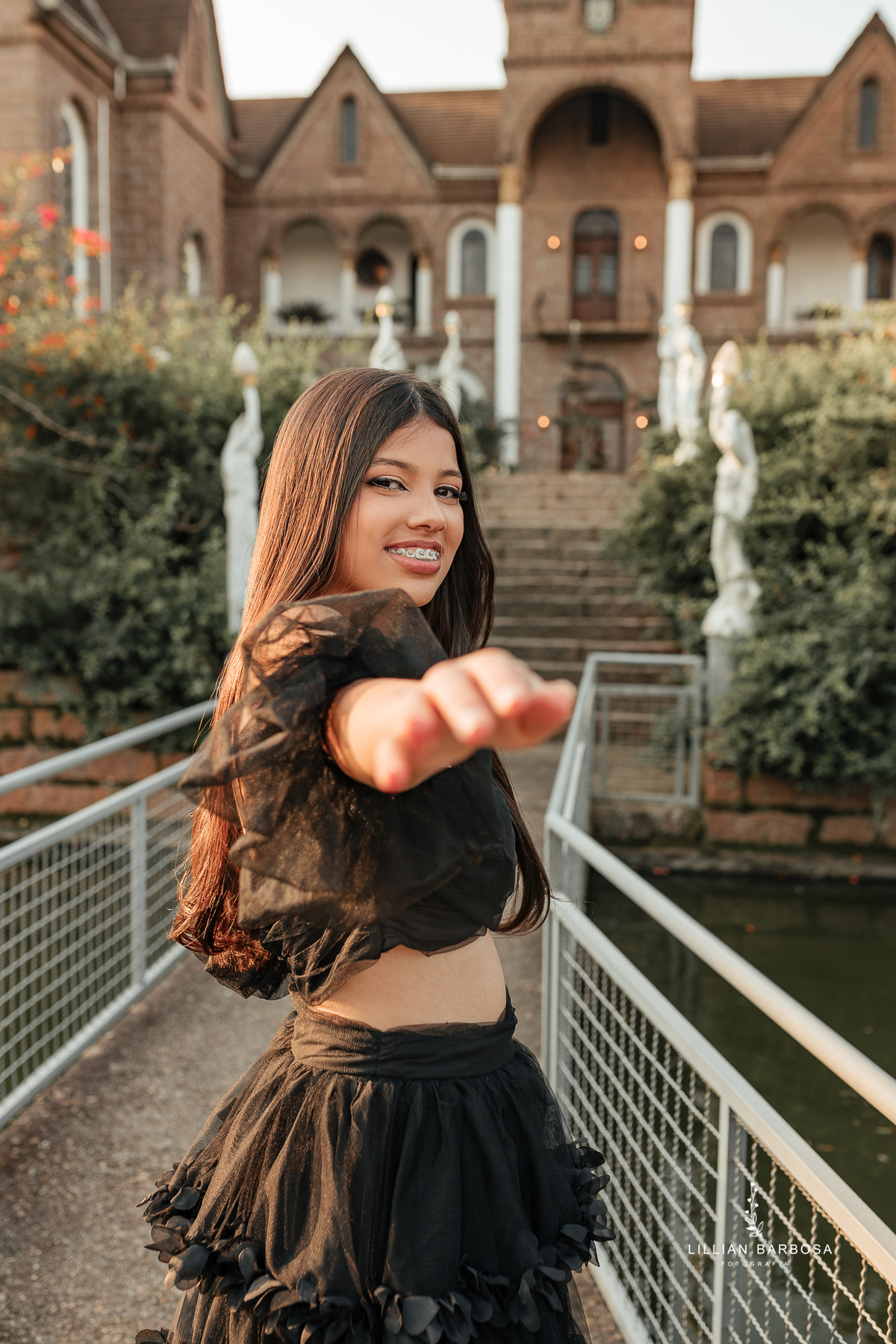 ensaio-de-quinze-anos-no-castelo-beldevere-ensaio-em-treze-de-maio-santa-catarina-lillian-barbosa-fotografia--de-treze-de-maio-fotografa-de-lauro-muller-