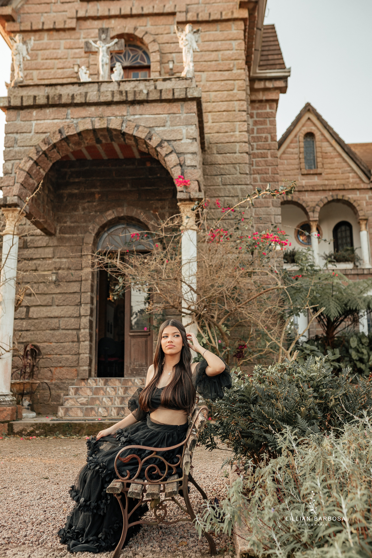 ensaio-de-quinze-anos-no-castelo-beldevere-ensaio-em-treze-de-maio-santa-catarina-lillian-barbosa-fotografia--de-treze-de-maio-fotografa-de-lauro-muller-