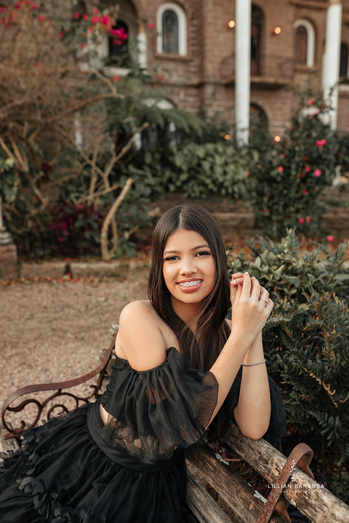 ensaio-de-quinze-anos-no-castelo-beldevere-ensaio-em-treze-de-maio-santa-catarina-lillian-barbosa-fotografia--de-treze-de-maio-fotografa-de-lauro-muller-