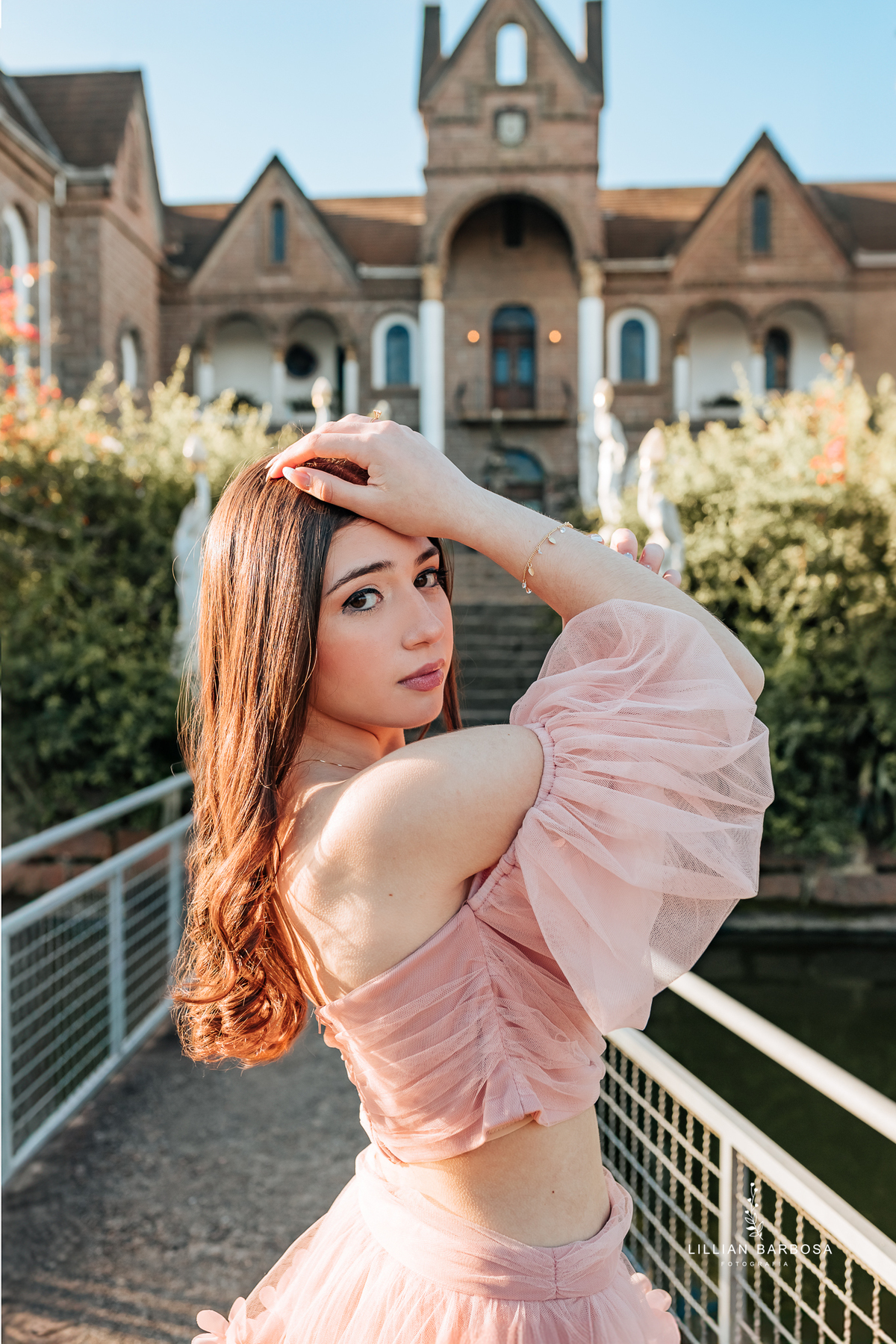 ensaio-de-quinze-anos-no-castelo-beldevere-ensaio-em-treze-de-maio-santa-catarina-lillian-barbosa-fotografia--de-treze-de-maio-fotografa-de-lauro-muller- 