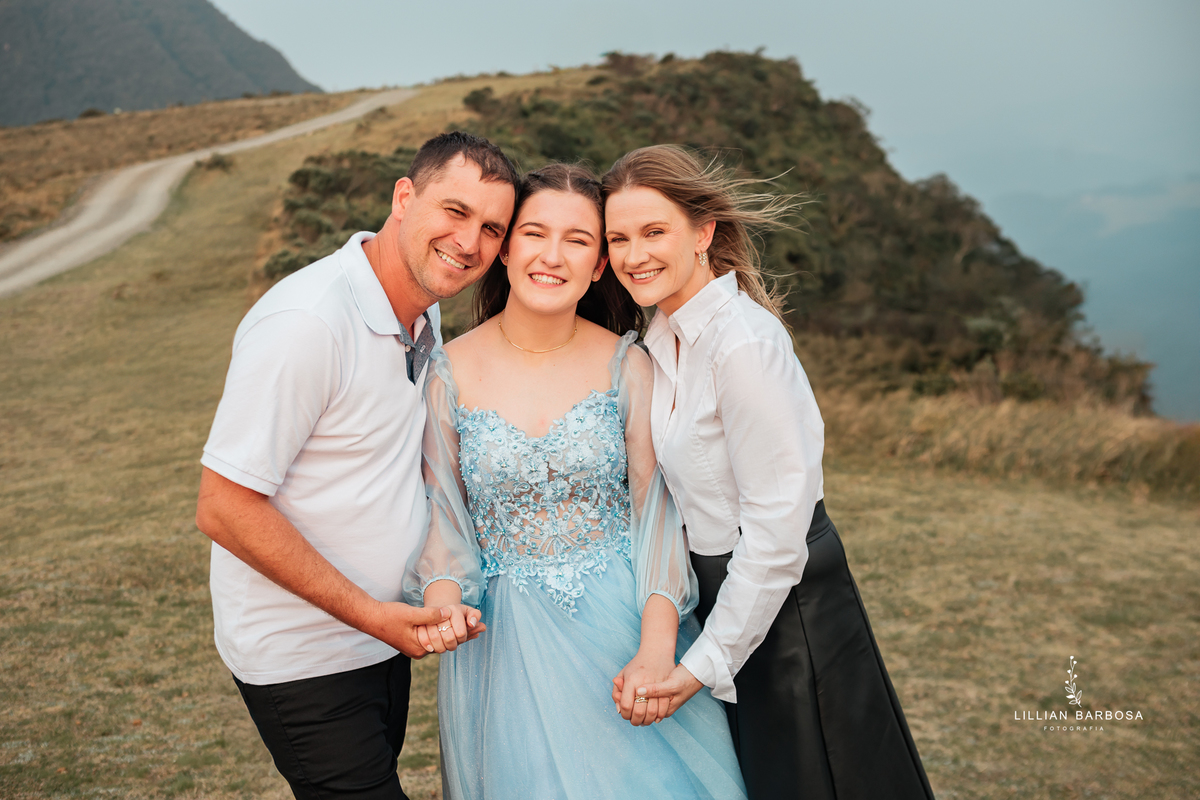 ensaio-de-quinze-anos-no-serra-do-corvo-branco-santa-catarina-lillian-barbosa-fotografia--de-serra-do-rio-do-rastro-fotografa-de-lauro-muller