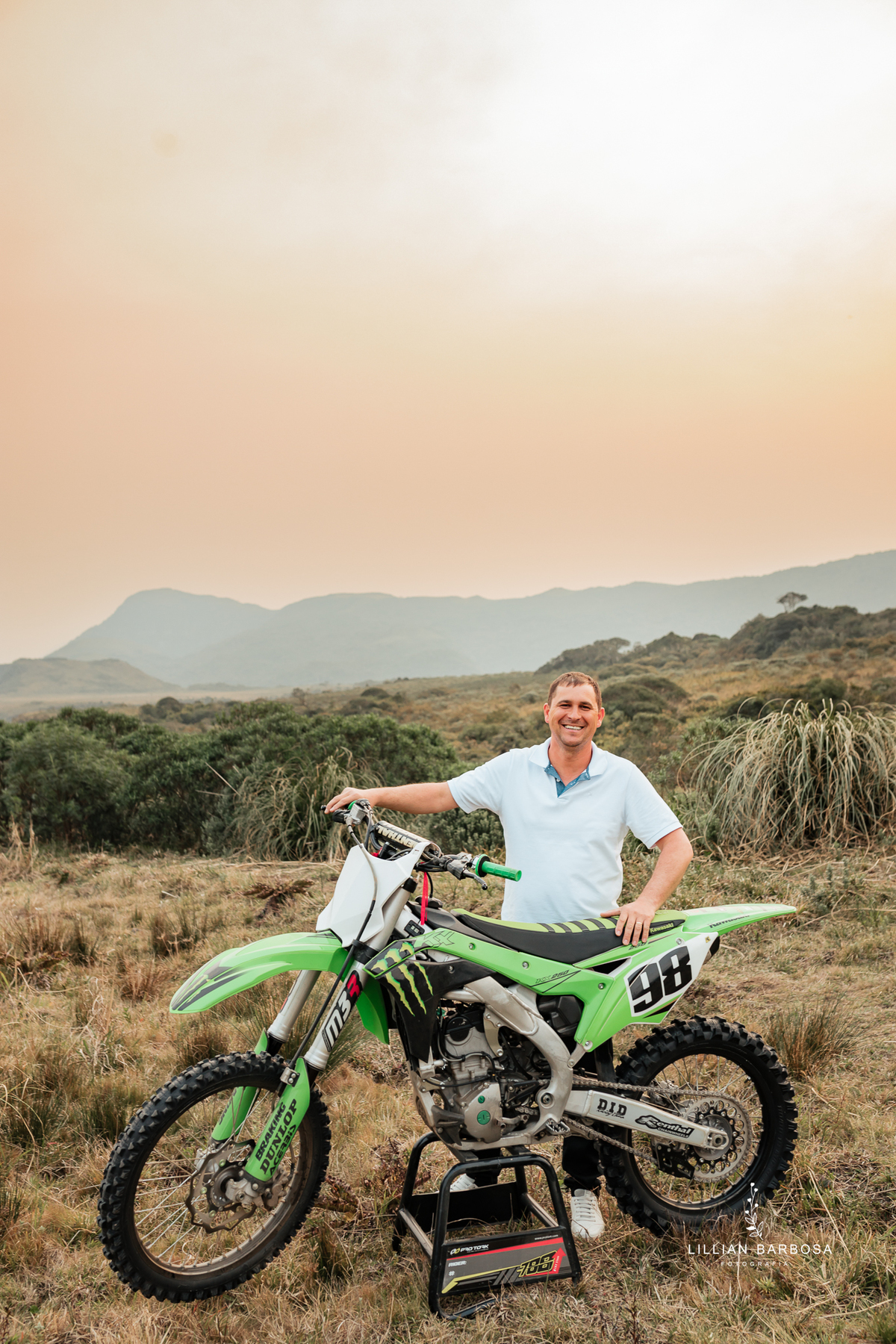 ensaio-de-quinze-anos-no-serra-do-corvo-branco-santa-catarina-lillian-barbosa-fotografia--de-serra-do-rio-do-rastro-fotografa-de-lauro-muller