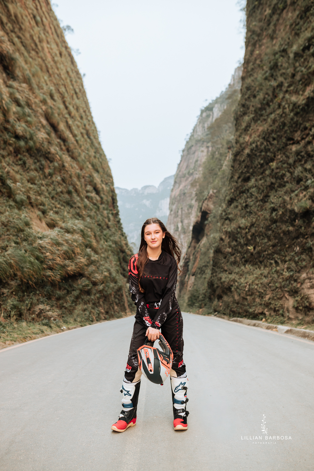 ensaio-de-quinze-anos-no-serra-do-corvo-branco-santa-catarina-lillian-barbosa-fotografia--de-serra-do-rio-do-rastro-fotografa-de-lauro-muller