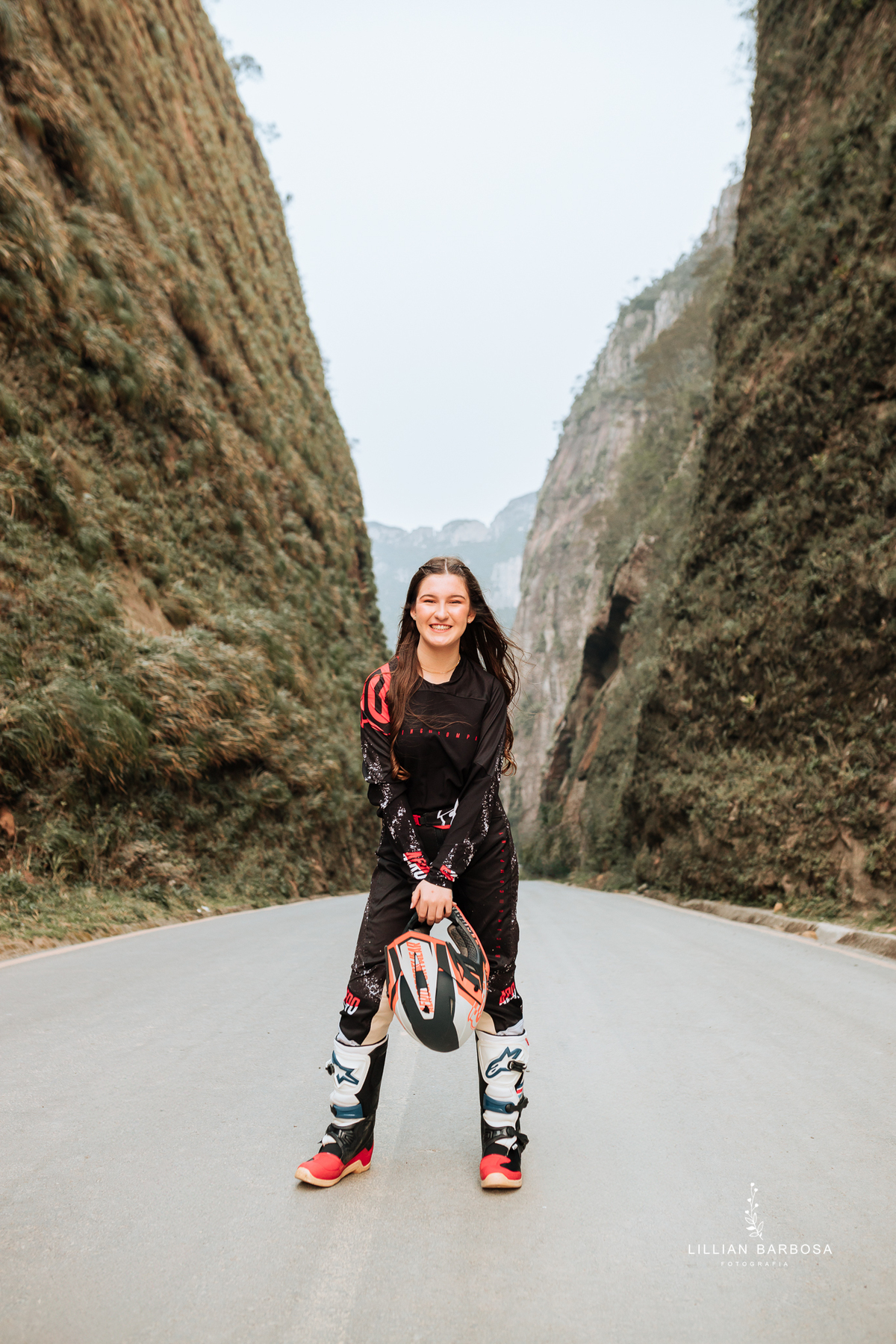 ensaio-de-quinze-anos-no-serra-do-corvo-branco-santa-catarina-lillian-barbosa-fotografia--de-serra-do-rio-do-rastro-fotografa-de-lauro-muller