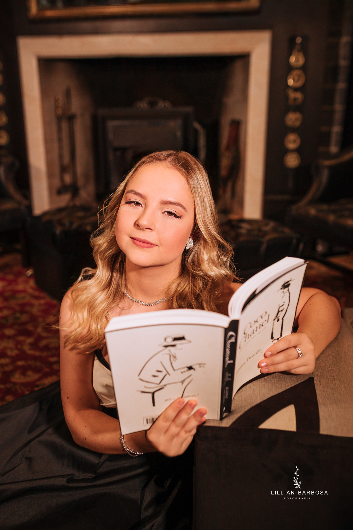 ensaio-de-quinze-anos-no-castelo-britanico-santa-catarina-lillian-barbosa-fotografia--de-serra-do-rio-do-rastro-fotografa-de-lauro-muller-