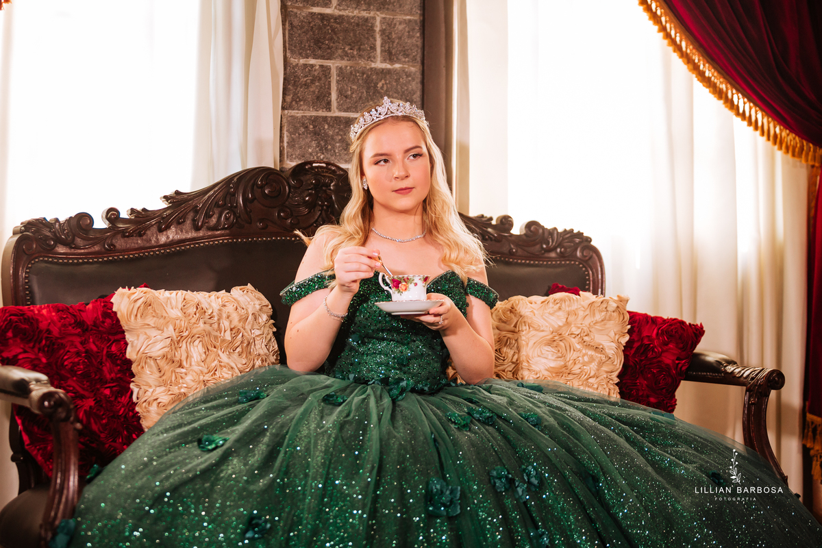 ensaio-de-quinze-anos-no-castelo-britanico-santa-catarina-lillian-barbosa-fotografia--de-serra-do-rio-do-rastro-fotografa-de-lauro-muller-