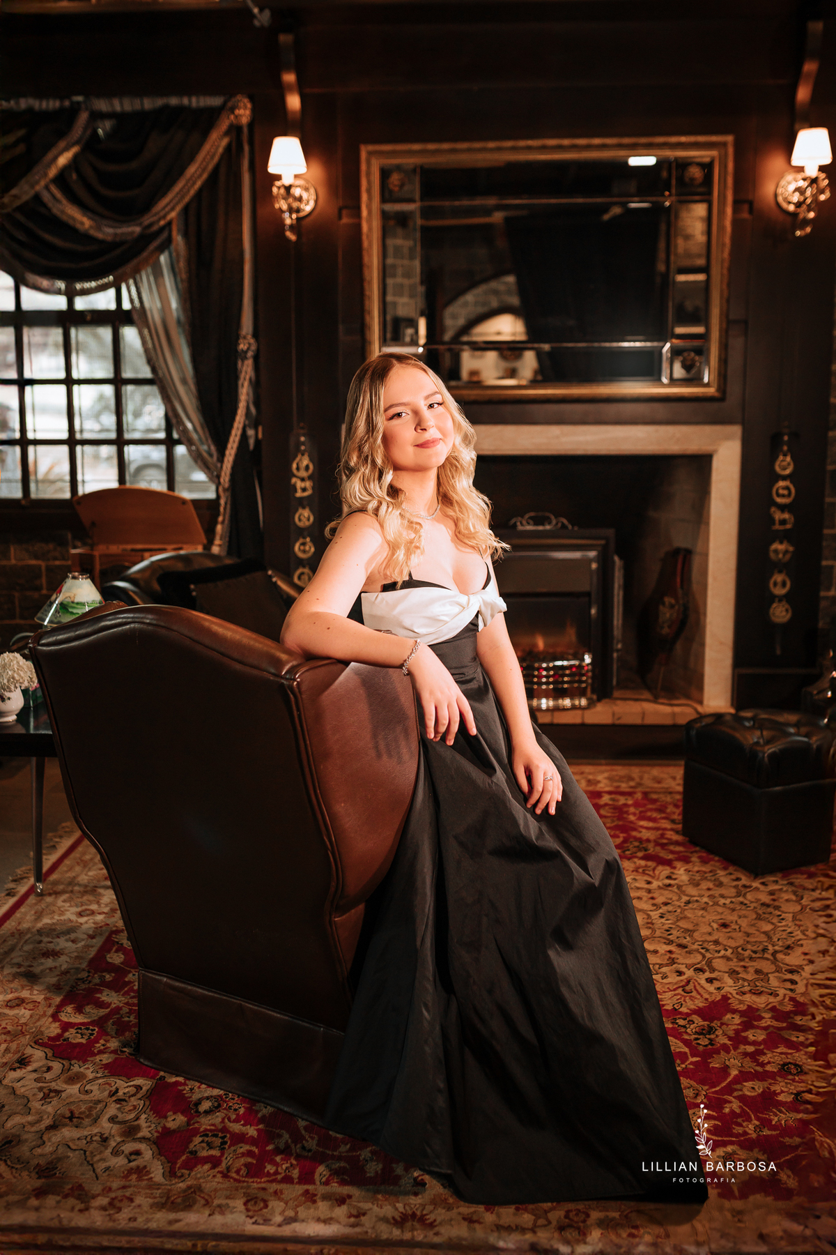 ensaio-de-quinze-anos-no-castelo-britanico-santa-catarina-lillian-barbosa-fotografia--de-serra-do-rio-do-rastro-fotografa-de-lauro-muller-