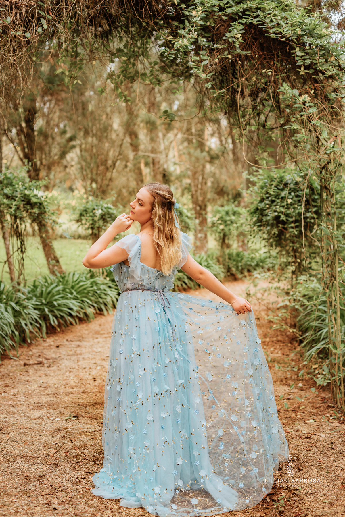 ensaio-de-quinze-anos-no-castelo-britanico-santa-catarina-lillian-barbosa-fotografia--de-serra-do-rio-do-rastro-fotografa-de-lauro-muller-