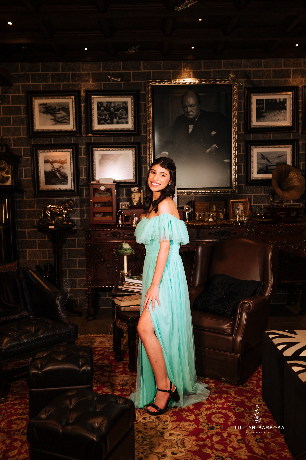 ensaio-de-quinze-anos-no-castelo-britanico-santa-catarina-lillian-barbosa-fotografia--de-serra-do-rio-do-rastro-fotografa-de-lauro-muller-