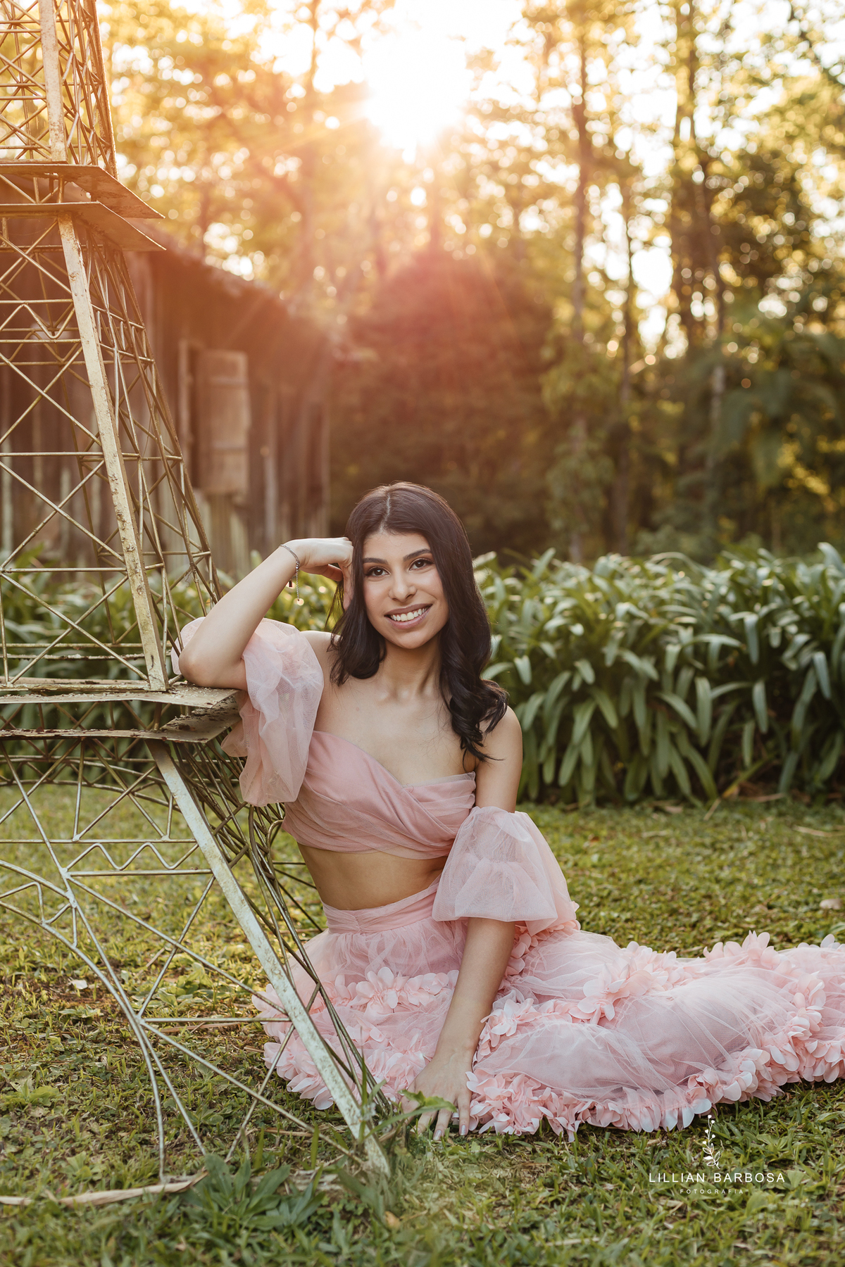 ensaio-de-quinze-anos-no-castelo-britanico-santa-catarina-lillian-barbosa-fotografia--de-serra-do-rio-do-rastro-fotografa-de-lauro-muller-