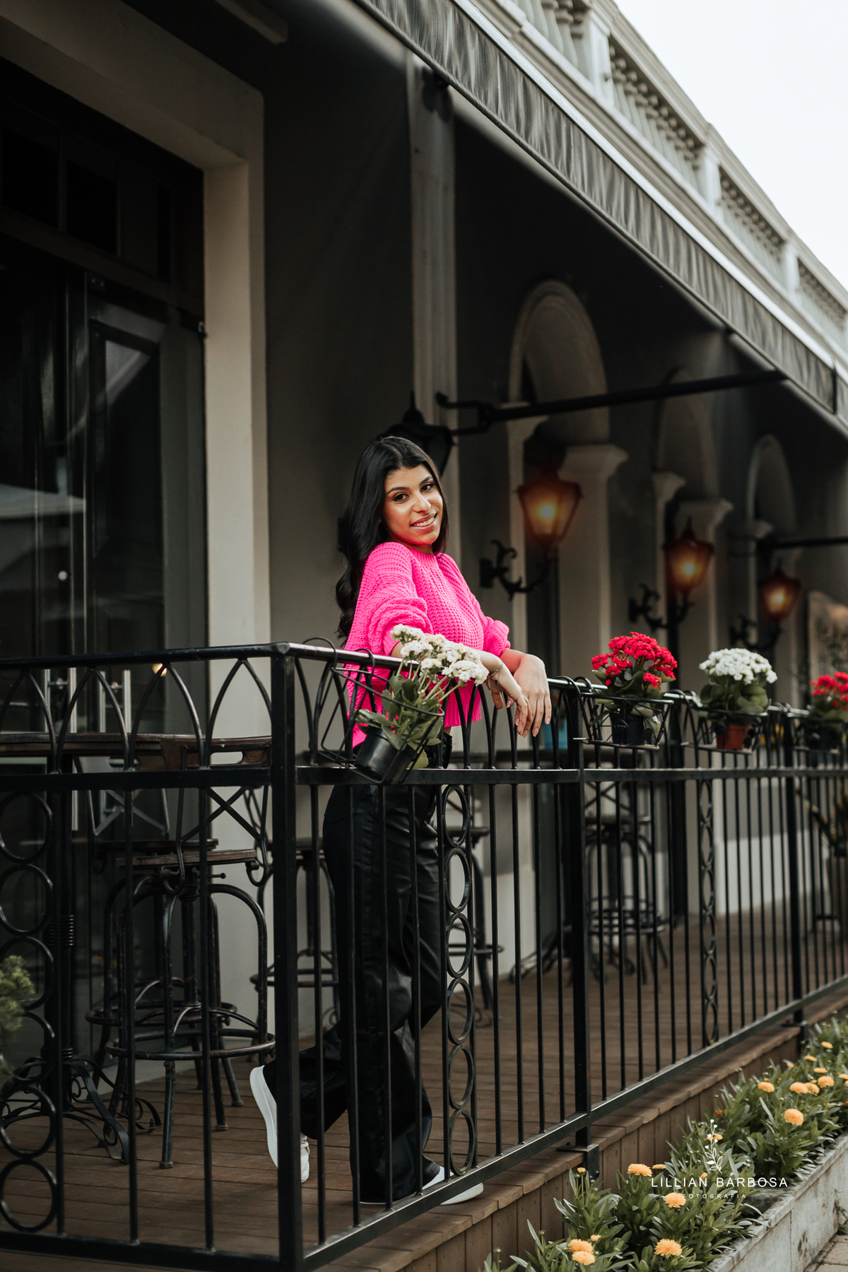 ensaio-de-quinze-anos-no-castelo-britanico-santa-catarina-lillian-barbosa-fotografia--de-serra-do-rio-do-rastro-fotografa-de-lauro-muller-