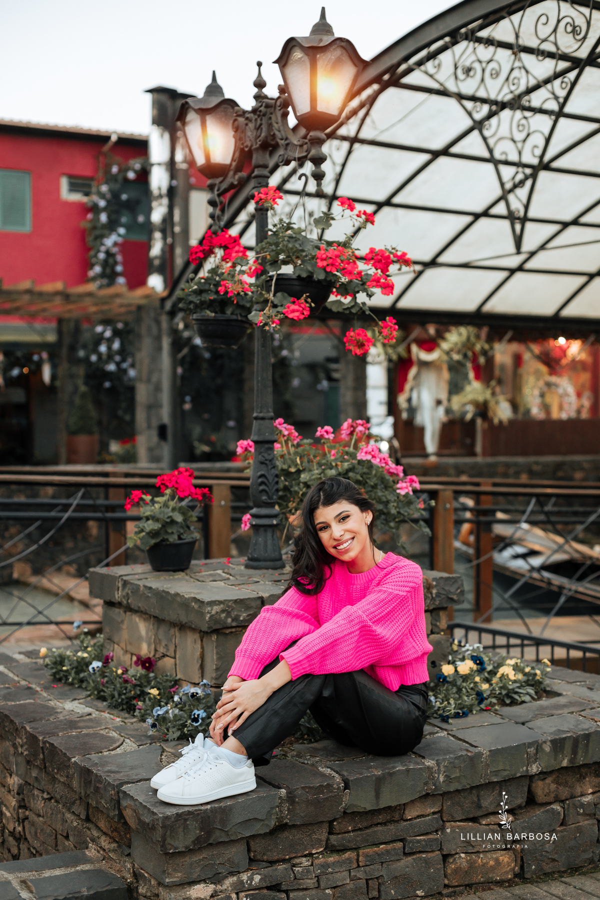 ensaio-de-quinze-anos-no-castelo-britanico-santa-catarina-lillian-barbosa-fotografia--de-serra-do-rio-do-rastro-fotografa-de-lauro-muller-