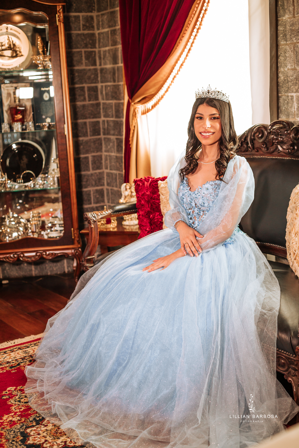 ensaio-de-quinze-anos-no-castelo-britanico-santa-catarina-lillian-barbosa-fotografia--de-serra-do-rio-do-rastro-fotografa-de-lauro-muller-