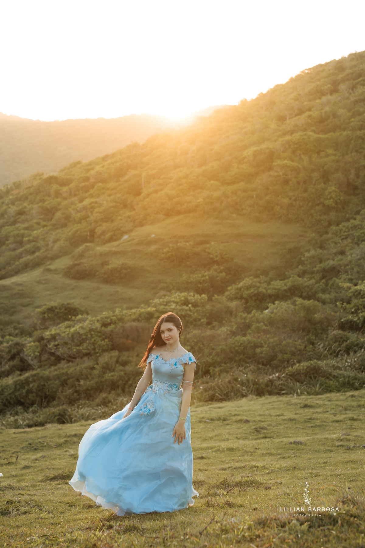 ensaio-de-quinze-anos-na-praia-santa-catarina-lillian-barbosa-fotografia-de-praia-do-rosa-fotografa-de-lauro-muller-