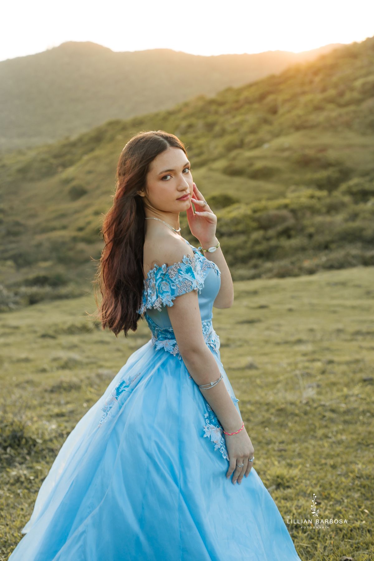 ensaio-de-quinze-anos-na-praia-santa-catarina-lillian-barbosa-fotografia-de-praia-do-rosa-fotografa-de-lauro-muller-