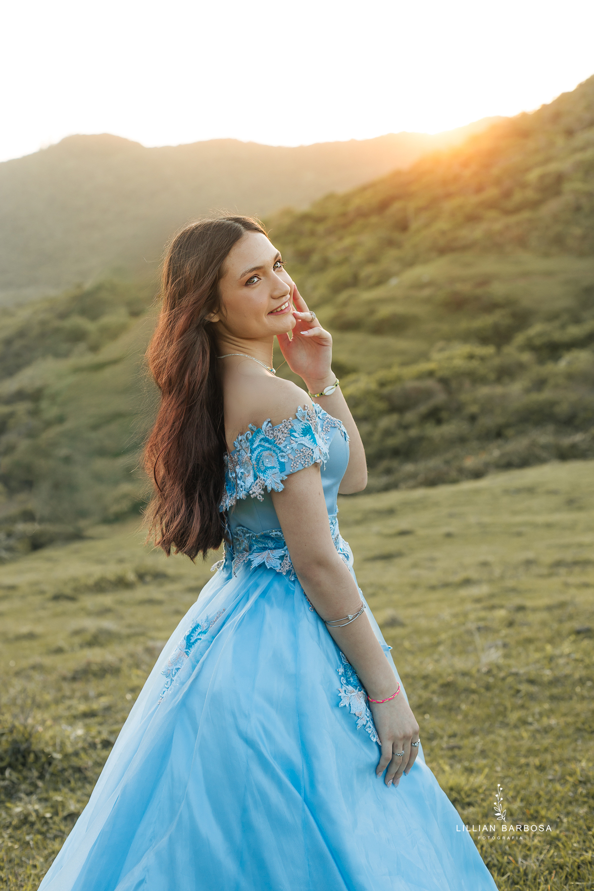 ensaio-de-quinze-anos-na-praia-santa-catarina-lillian-barbosa-fotografia-de-praia-do-rosa-fotografa-de-lauro-muller-