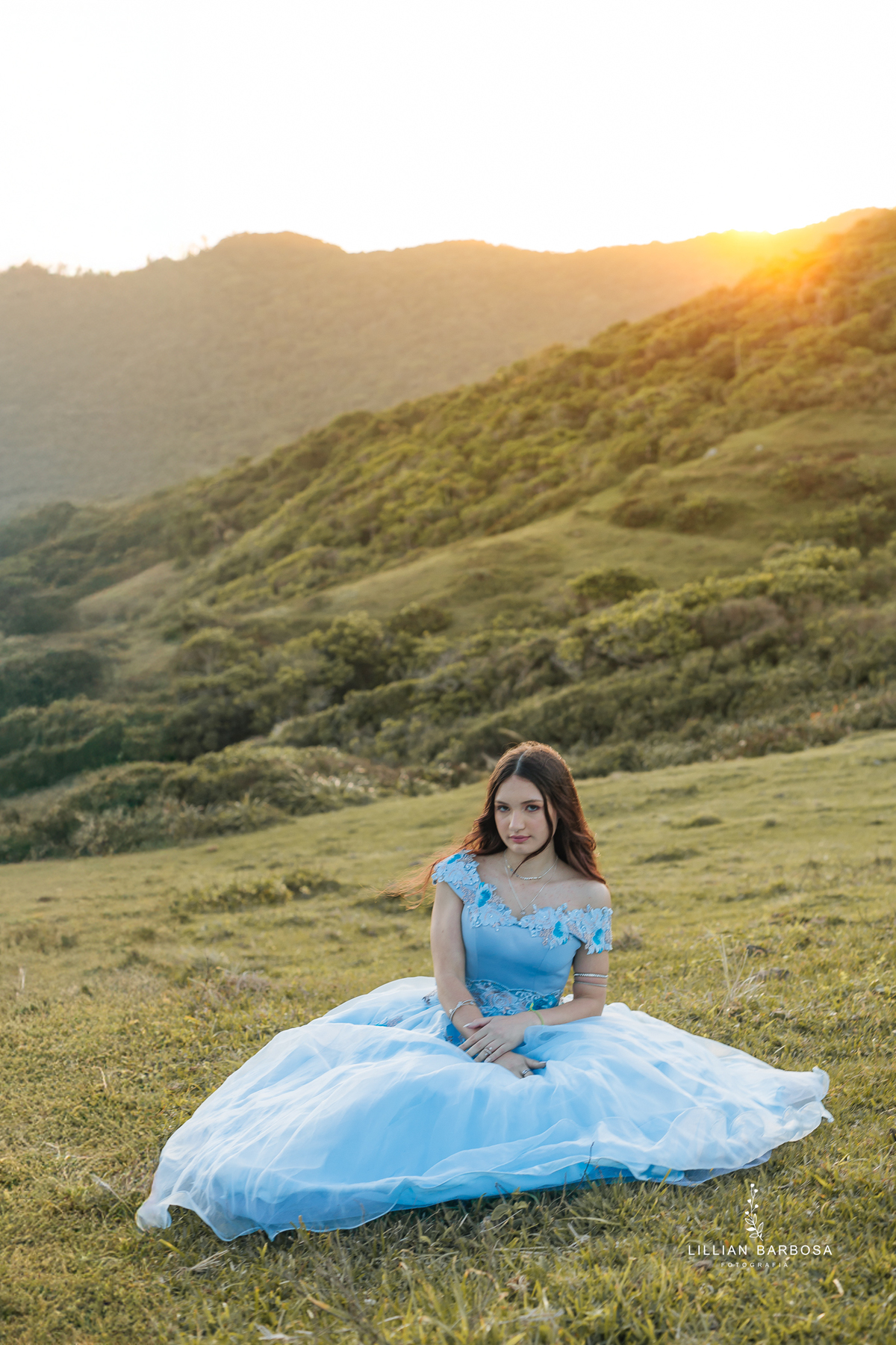 ensaio-de-quinze-anos-na-praia-santa-catarina-lillian-barbosa-fotografia-de-praia-do-rosa-fotografa-de-lauro-muller-
