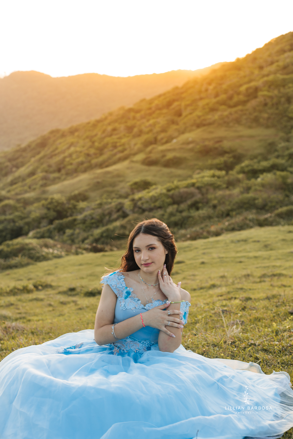 ensaio-de-quinze-anos-na-praia-santa-catarina-lillian-barbosa-fotografia-de-praia-do-rosa-fotografa-de-lauro-muller-