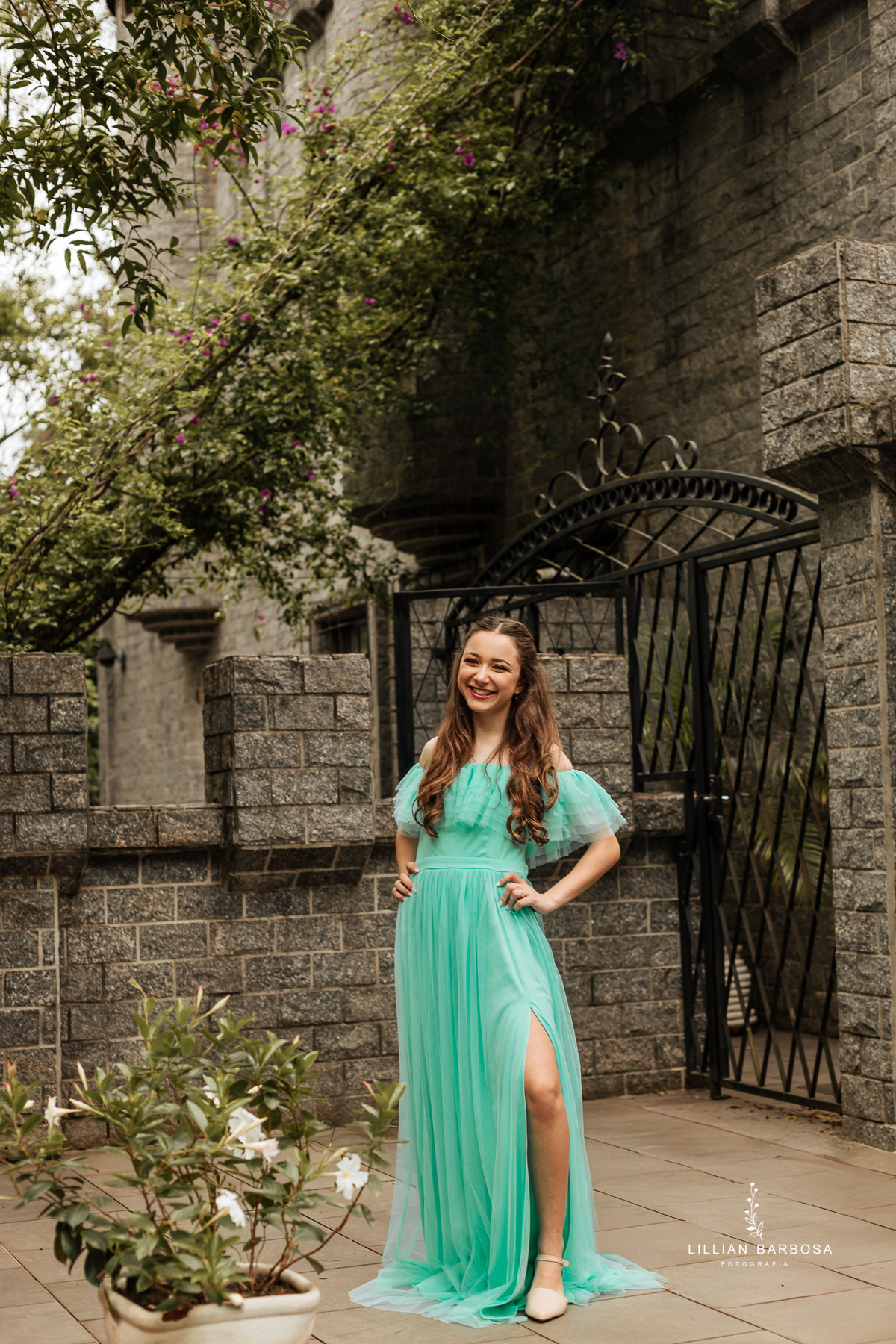 Ensaio-de-quinze-anos-castelo-belvedere-santa-catarina-lillian-barbosa-fotografia--de-treze-de-maio-fotografa-de-lauro-muller-
