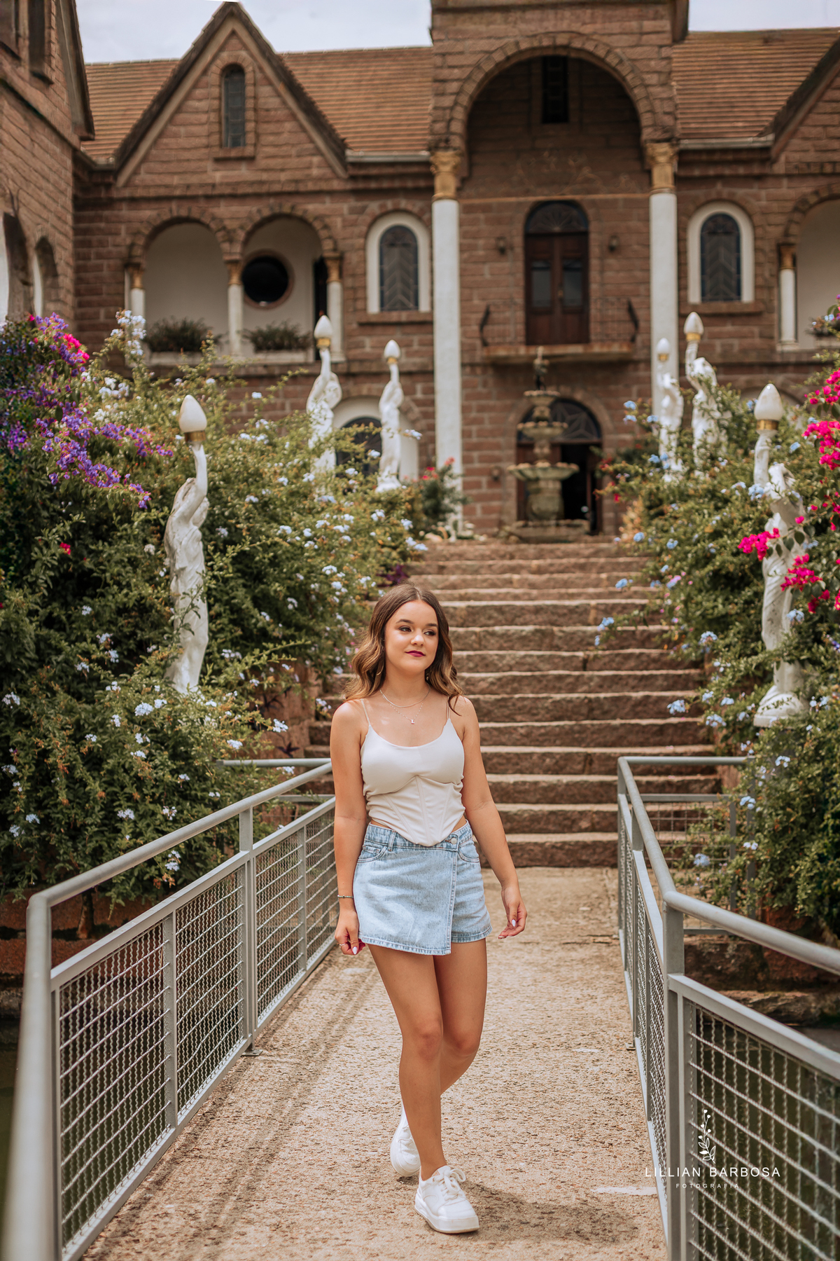 Ensaio-de-quinze-anos-ensaio-no-castelo-belvedere-saneio-treze-de-maio-santa-catarina-lillian-barbosa-fotografa-de-lauro-muller-