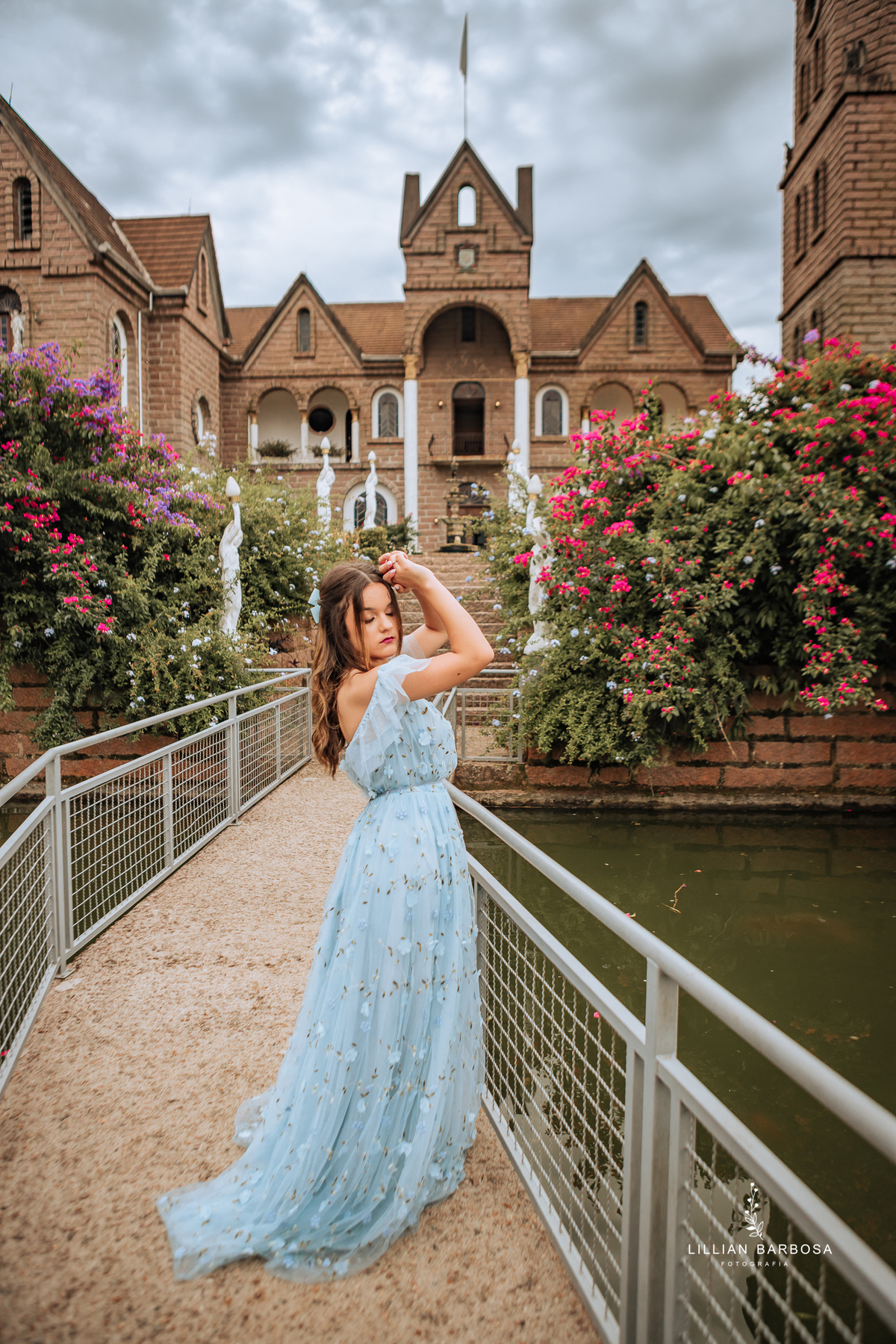 Ensaio-de-quinze-anos-ensaio-no-castelo-belvedere-saneio-treze-de-maio-santa-catarina-lillian-barbosa-fotografa-de-lauro-muller-
