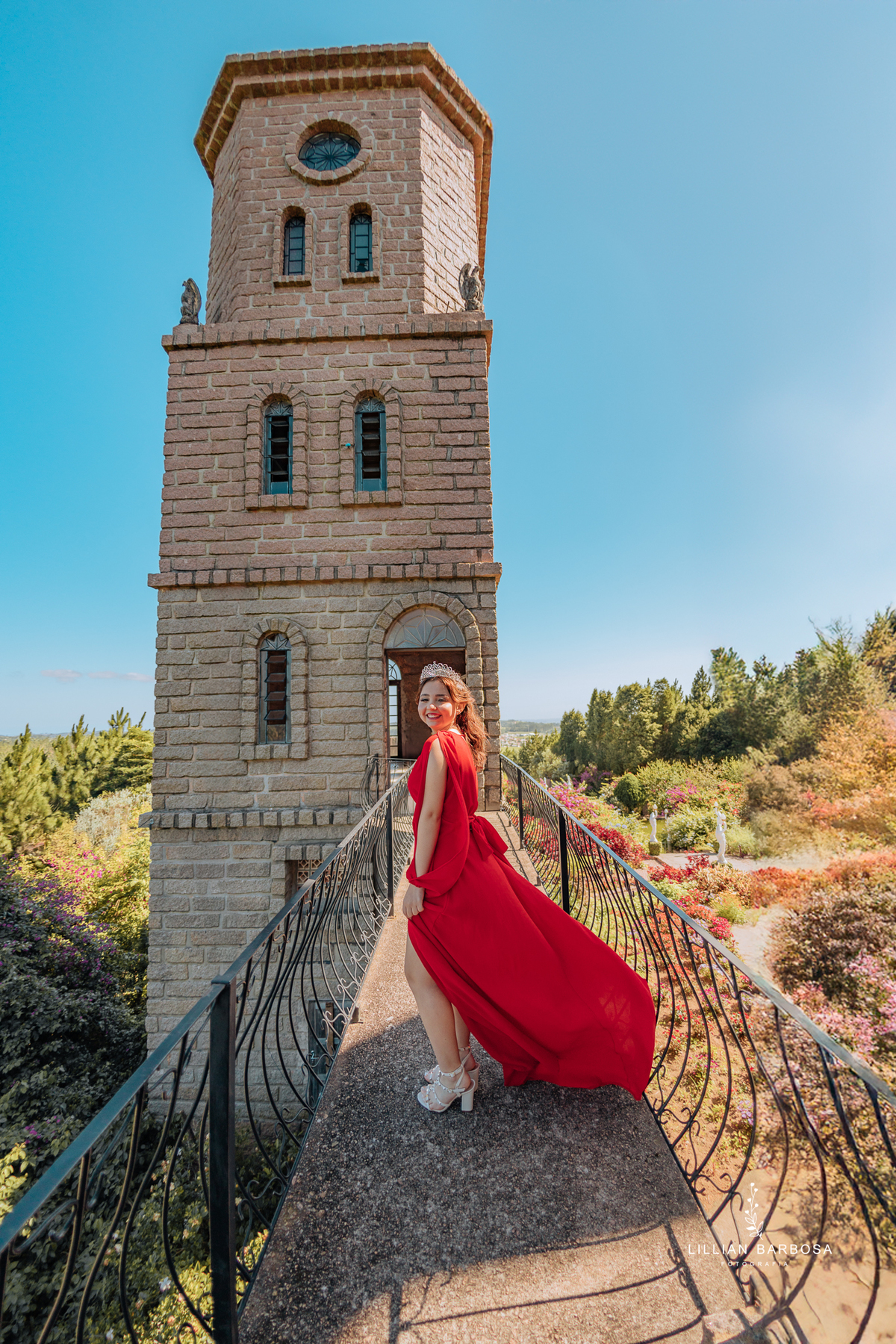 Ensaio-de-quinze-anos-ensaio-no-castelo-belvedere-saneio-treze-de-maio-santa-catarina-lillian-barbosa-fotografa-de-lauro-muller-