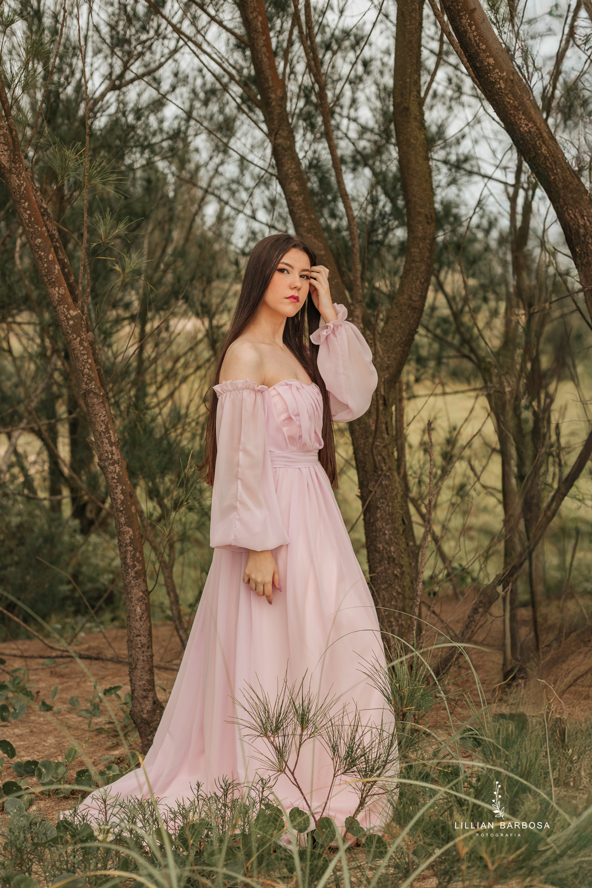 ensaio-de-quinze-anos-na-praia-santa-catarina-lillian-barbosa-fotografia-de-balneario-ricao-fotografa-de-lauro-muller-