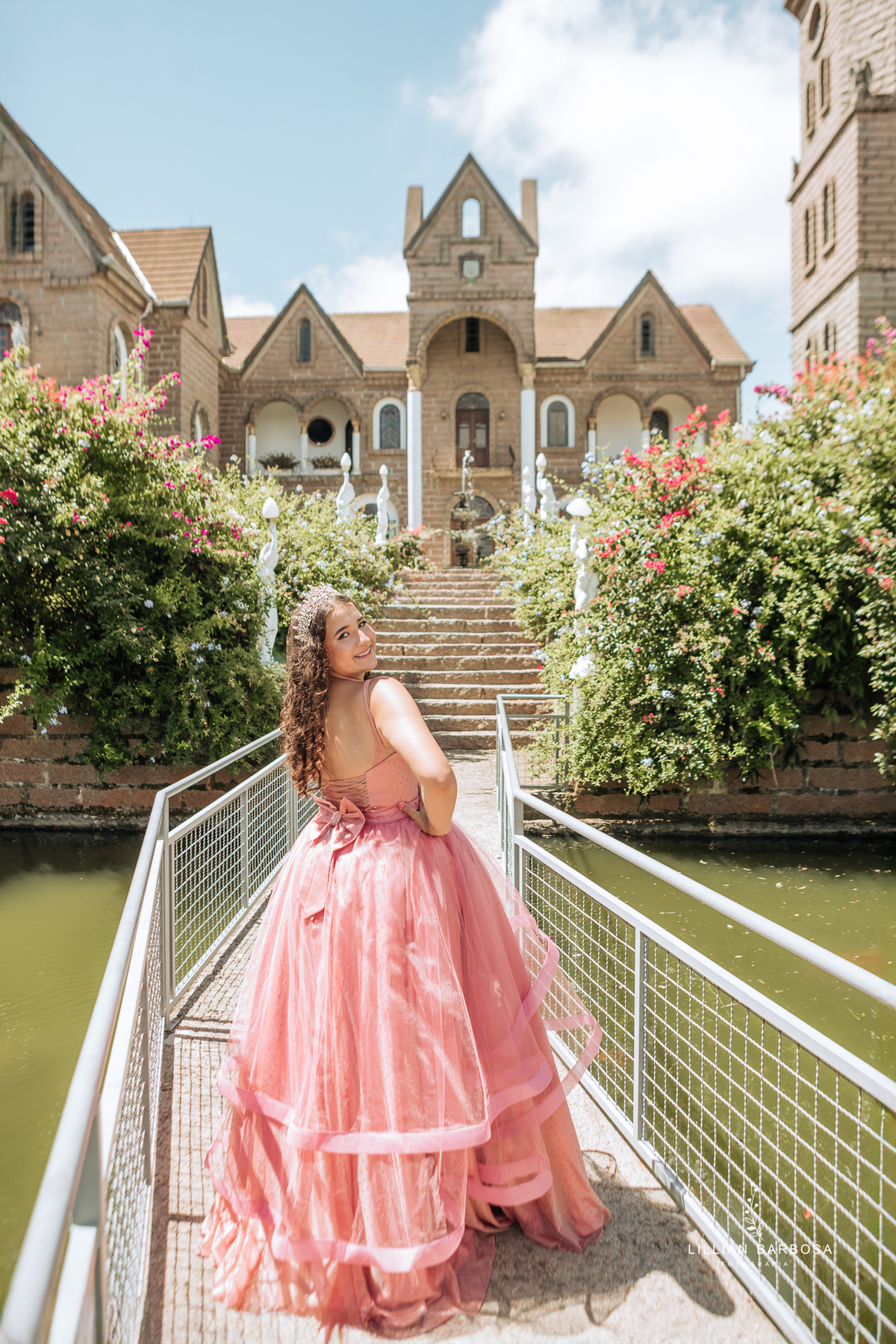 Ensaio-de-quinze-anos-ensaio-no-castelo-belvedere-saneio-treze-de-maio-santa-catarina-lillian-barbosa-fotografa-de-lauro-muller-