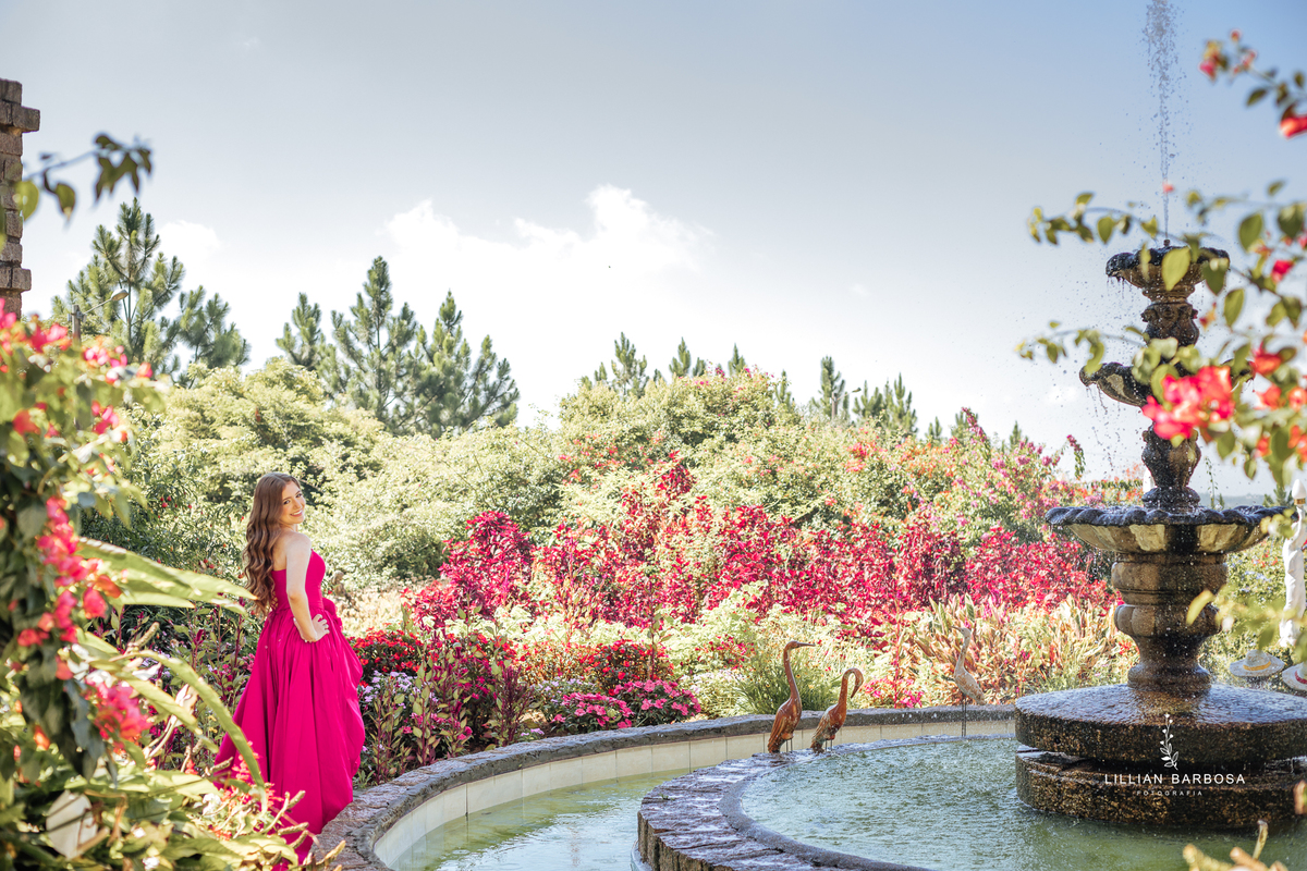 Ensaio-de-quinze-anos-ensaio-no-castelo-belvedere-saneio-treze-de-maio-santa-catarina-lillian-barbosa-fotografa-de-lauro-muller- 