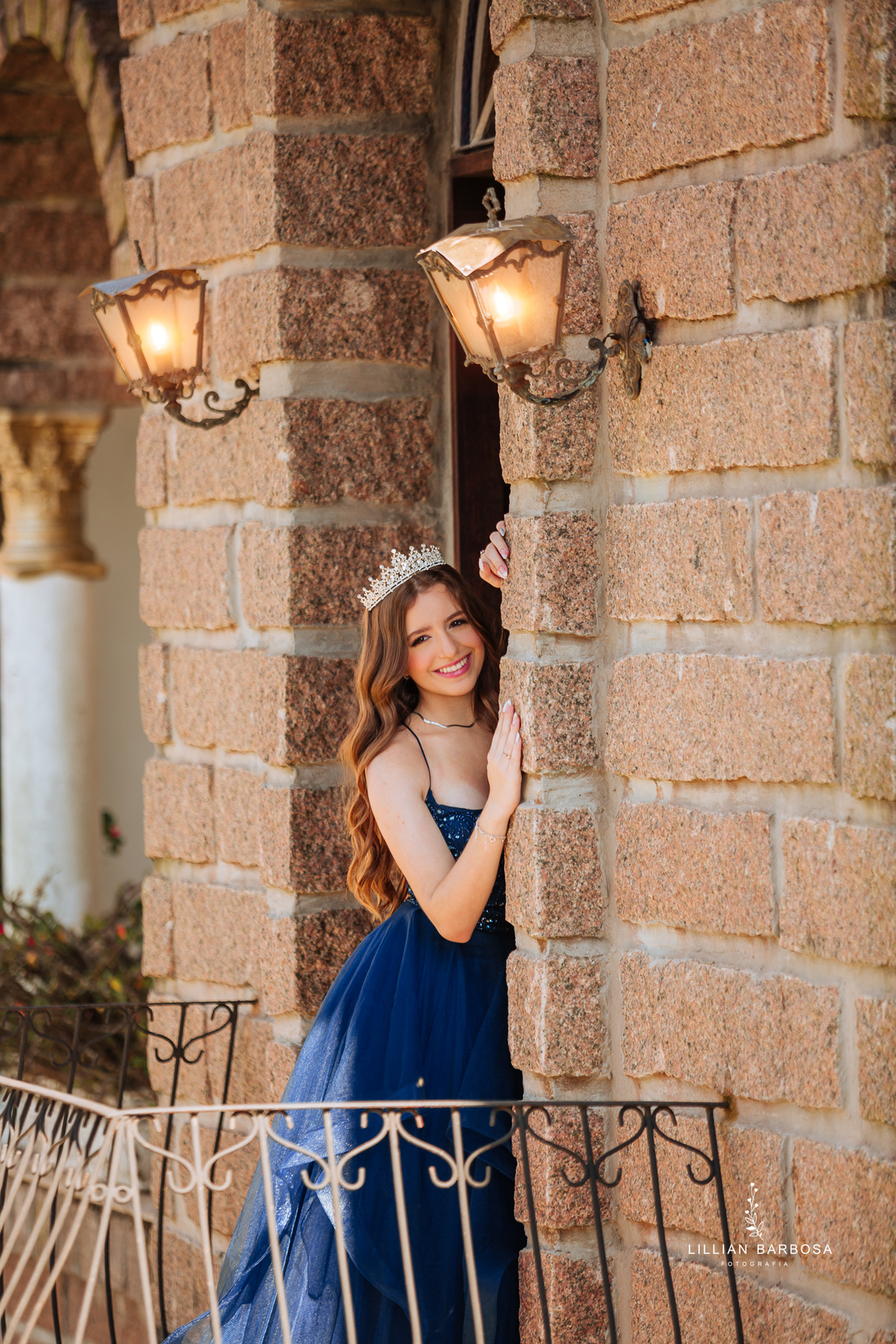 Ensaio-de-quinze-anos-ensaio-no-castelo-belvedere-saneio-treze-de-maio-santa-catarina-lillian-barbosa-fotografa-de-lauro-muller- 