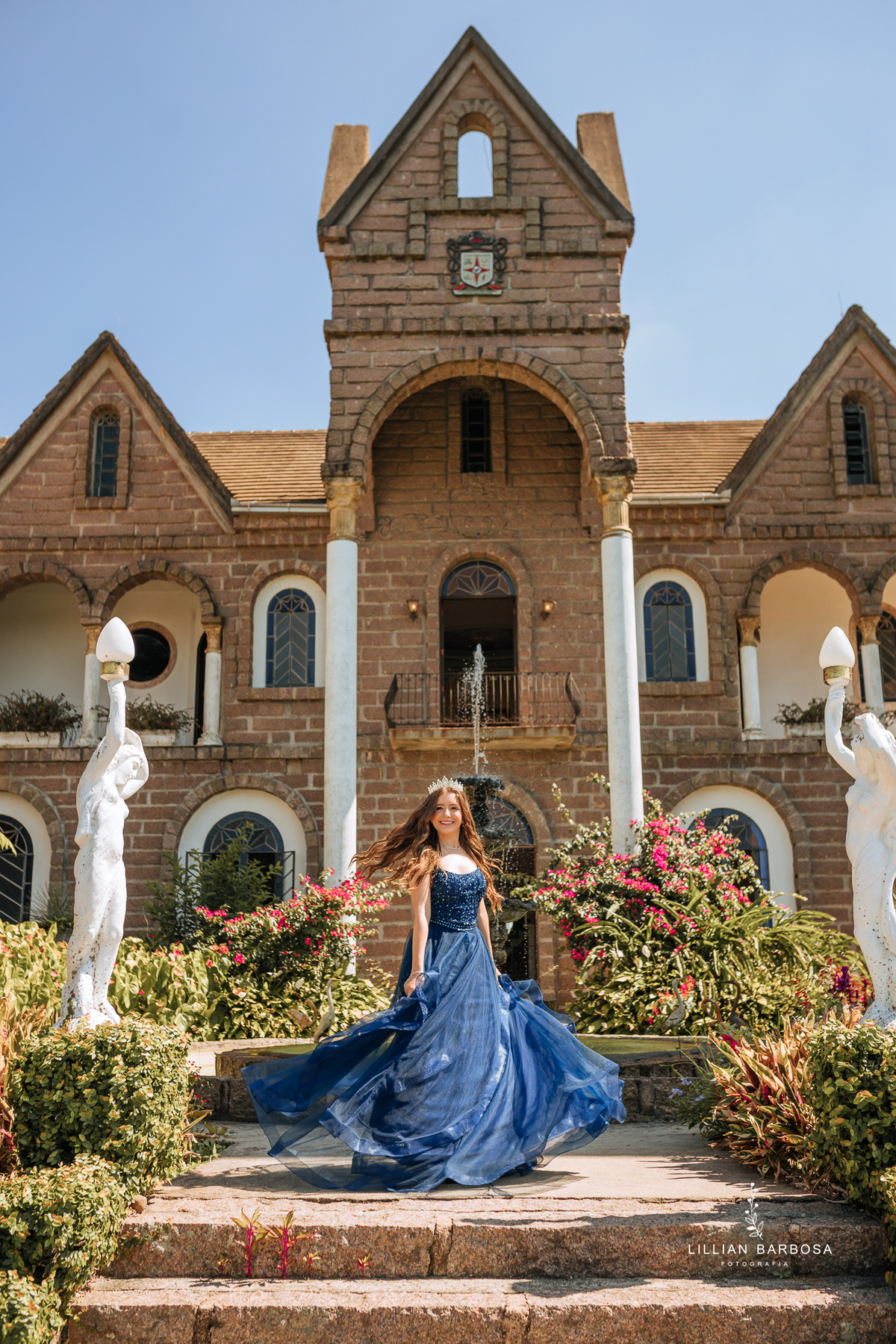 Ensaio-de-quinze-anos-ensaio-no-castelo-belvedere-saneio-treze-de-maio-santa-catarina-lillian-barbosa-fotografa-de-lauro-muller- 