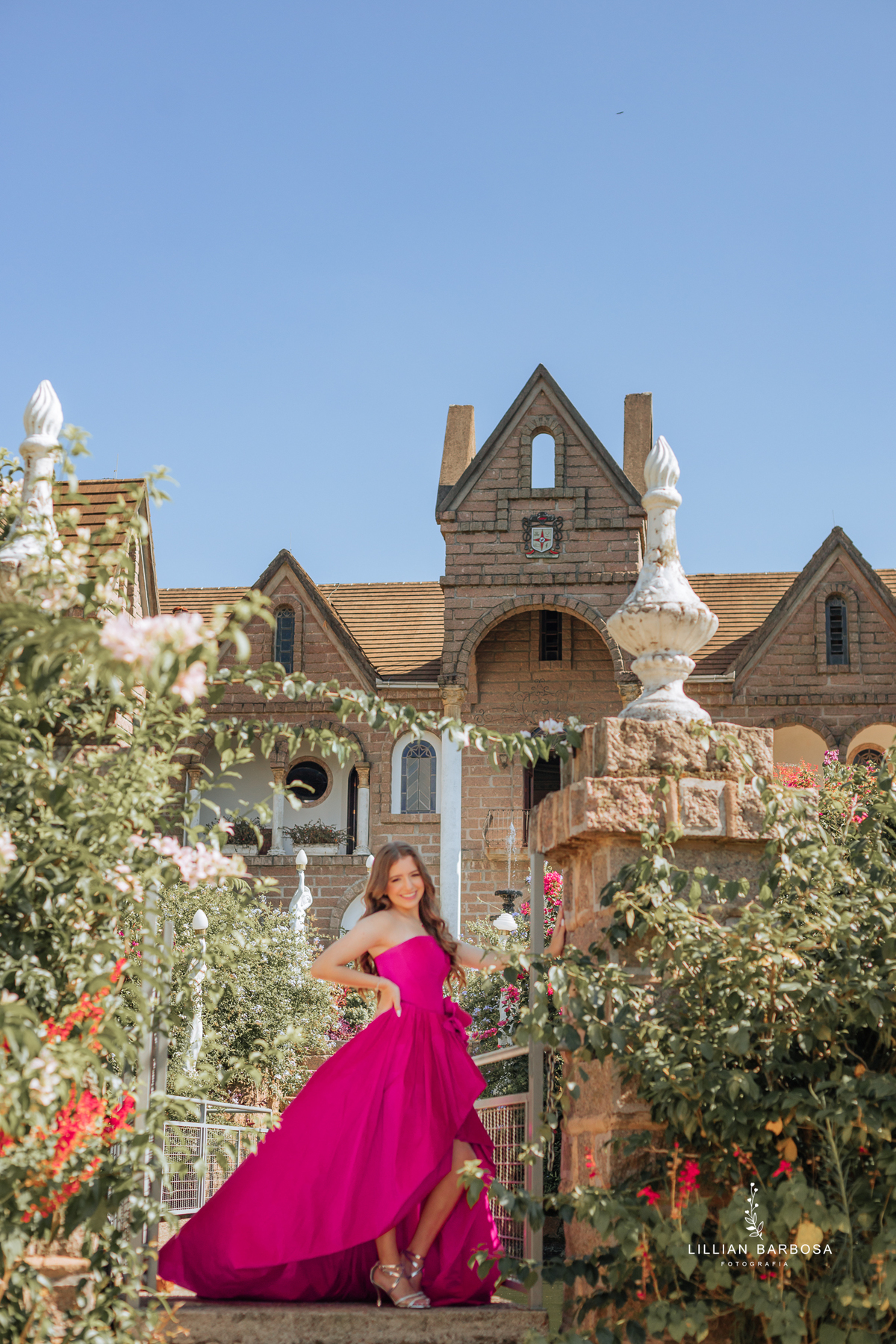 Ensaio-de-quinze-anos-ensaio-no-castelo-belvedere-saneio-treze-de-maio-santa-catarina-lillian-barbosa-fotografa-de-lauro-muller- 