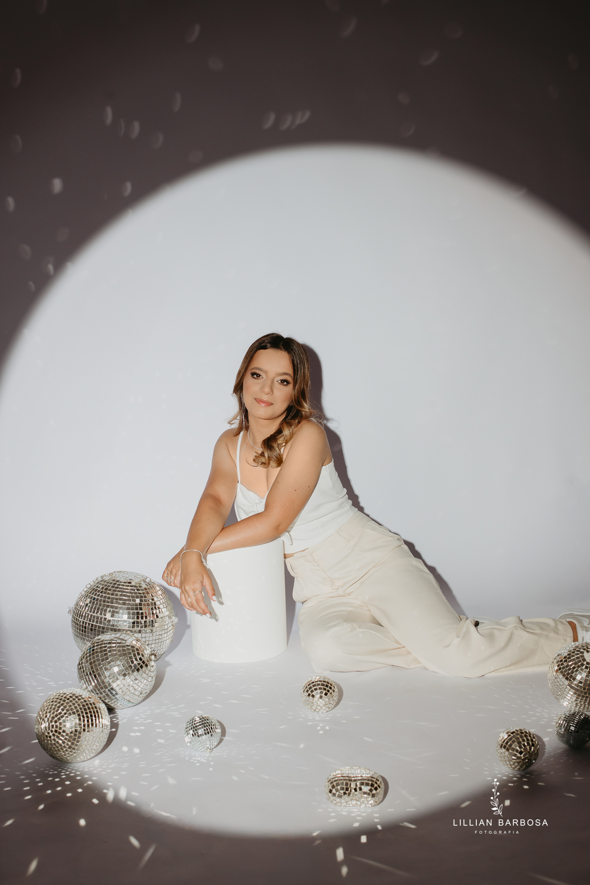 ensaio-de-quinze-no-estudio-da-lillian-barbosa-catarina-lillian-barbosa-fotografia-fotografa-de-lauro-muller-