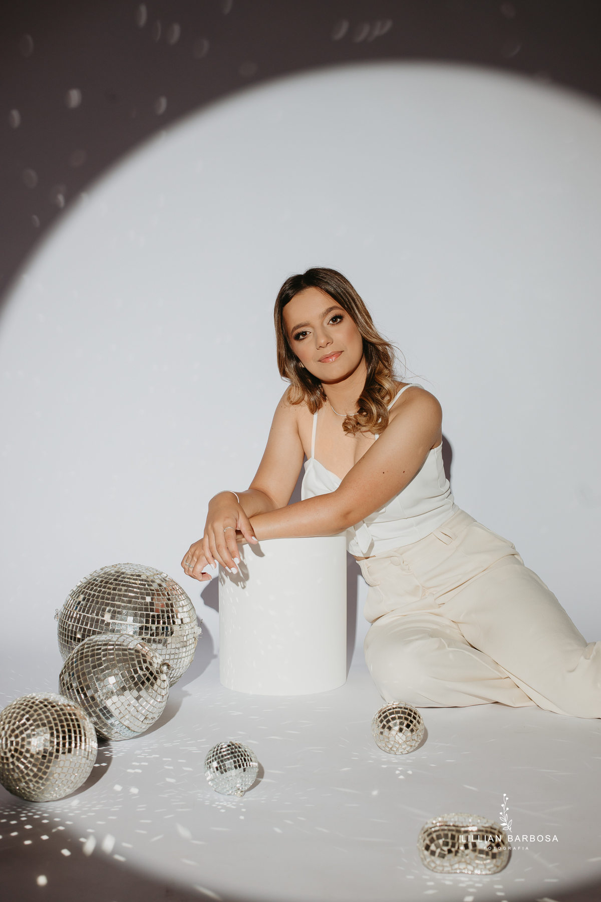 ensaio-de-quinze-no-estudio-da-lillian-barbosa-catarina-lillian-barbosa-fotografia-fotografa-de-lauro-muller-