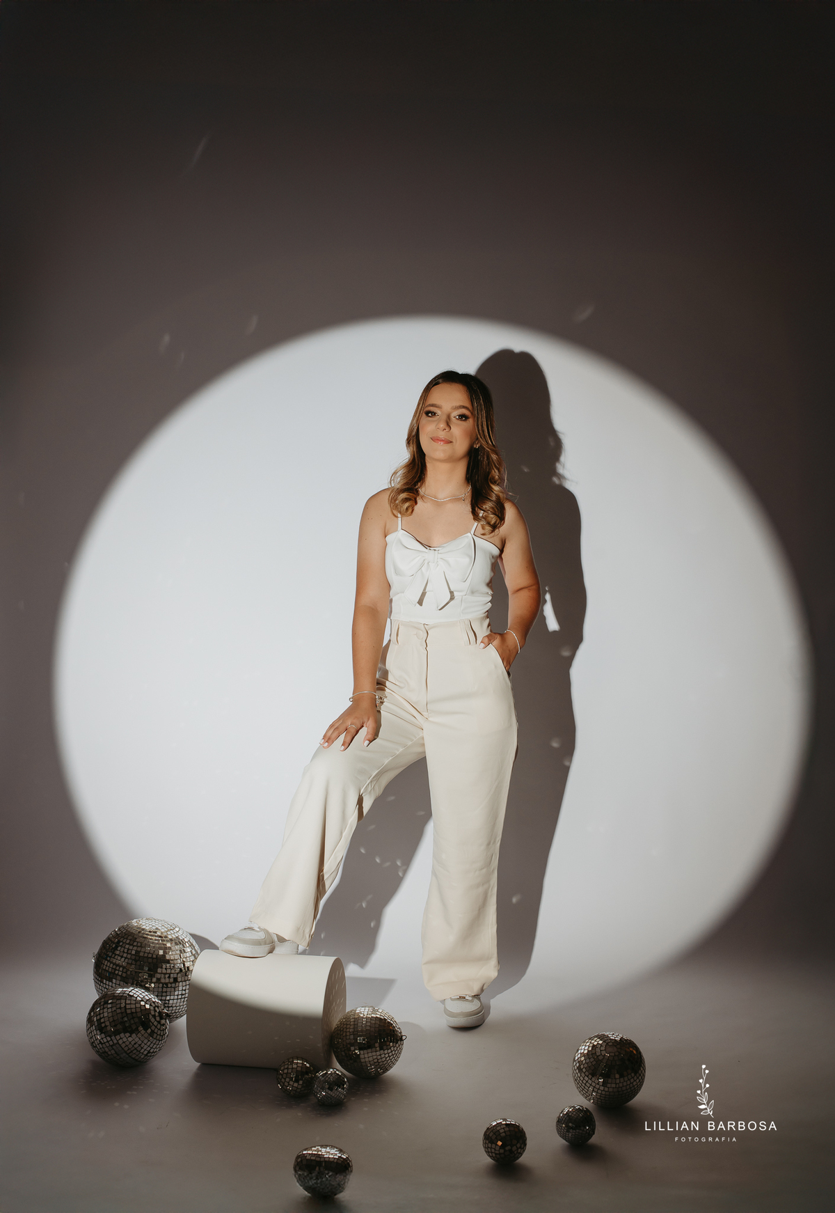 ensaio-de-quinze-no-estudio-da-lillian-barbosa-catarina-lillian-barbosa-fotografia-fotografa-de-lauro-muller-