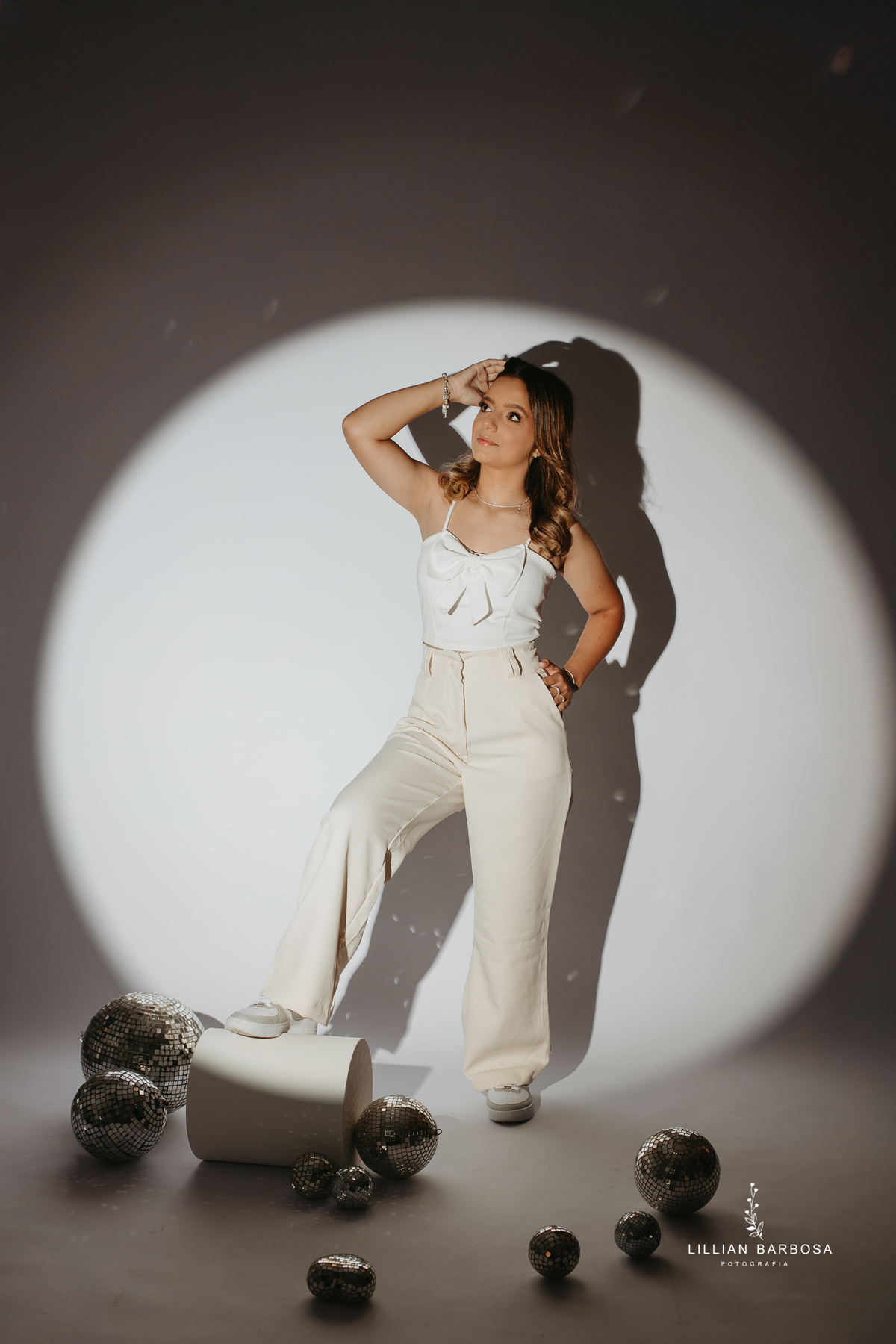 ensaio-de-quinze-no-estudio-da-lillian-barbosa-catarina-lillian-barbosa-fotografia-fotografa-de-lauro-muller-