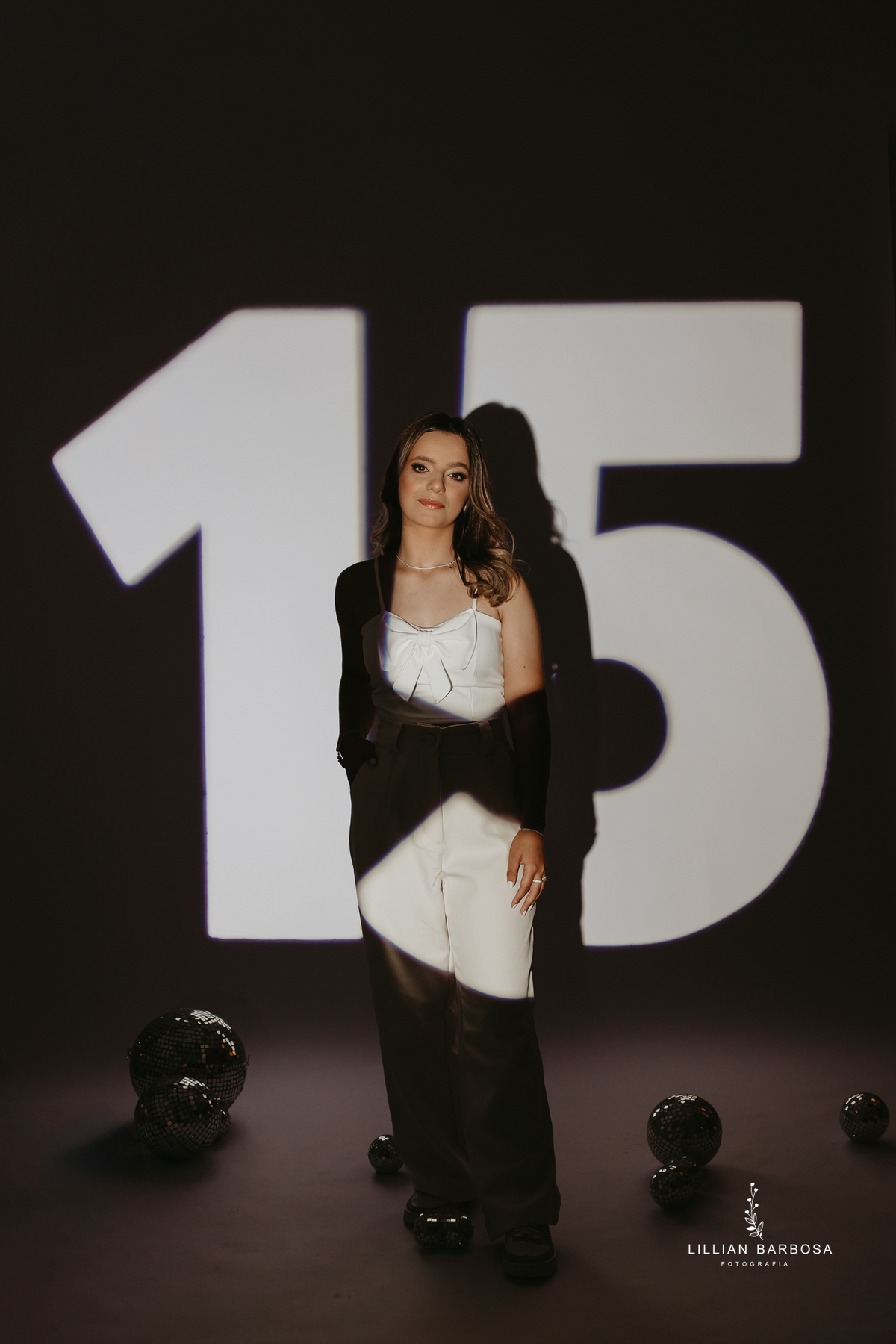 ensaio-de-quinze-no-estudio-da-lillian-barbosa-catarina-lillian-barbosa-fotografia-fotografa-de-lauro-muller-
