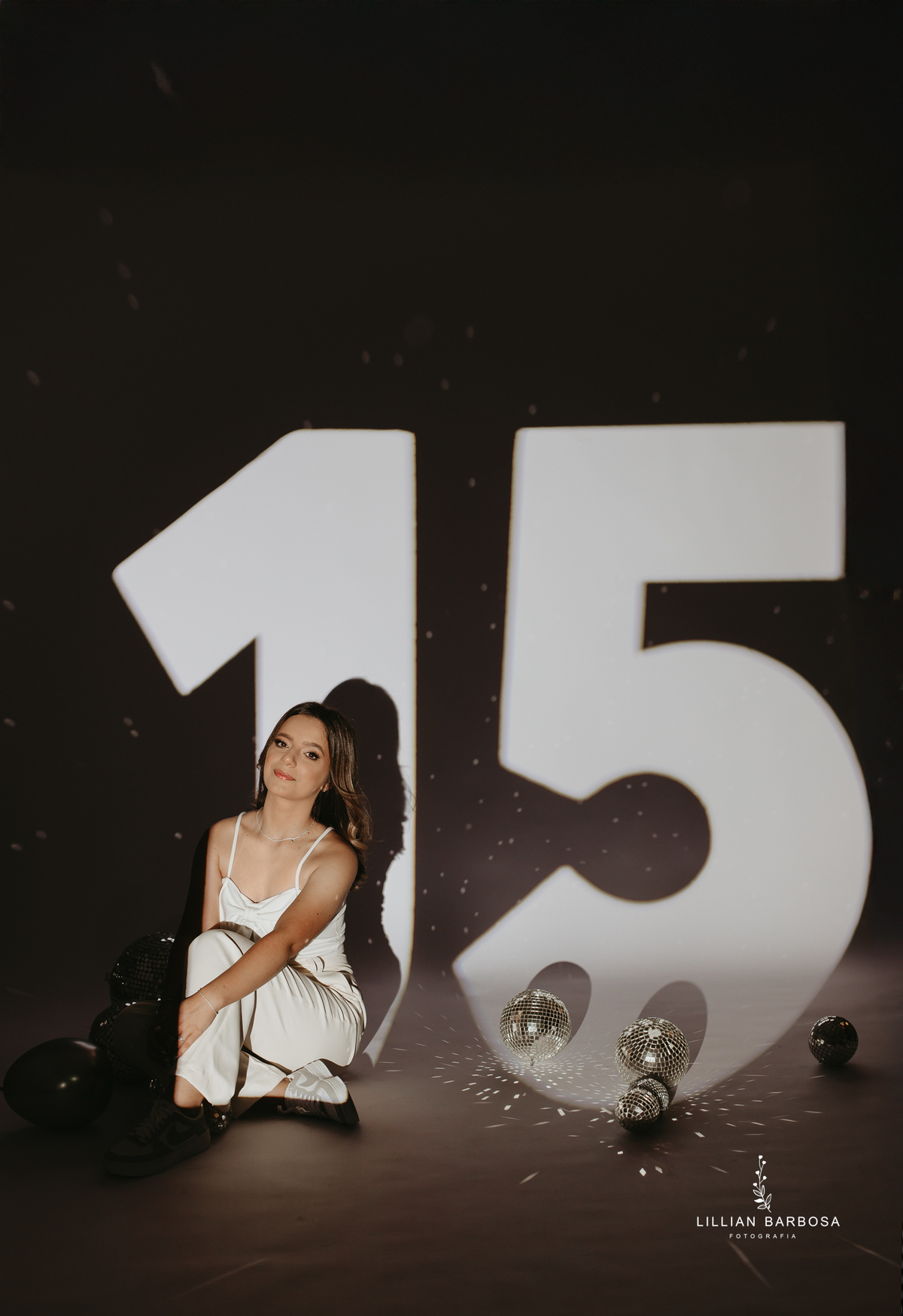ensaio-de-quinze-no-estudio-da-lillian-barbosa-catarina-lillian-barbosa-fotografia-fotografa-de-lauro-muller-