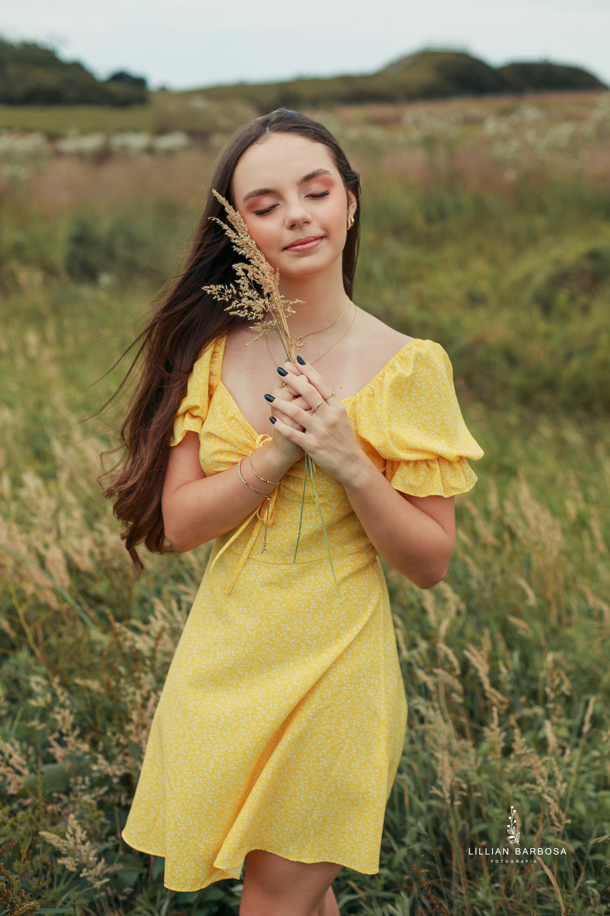 Ensaio-de-quinze-anos-ensaio-no-castelo-belvedere-saneio-treze-de-maio-santa-catarina-lillian-barbosa-fotografa-de-lauro-muller-