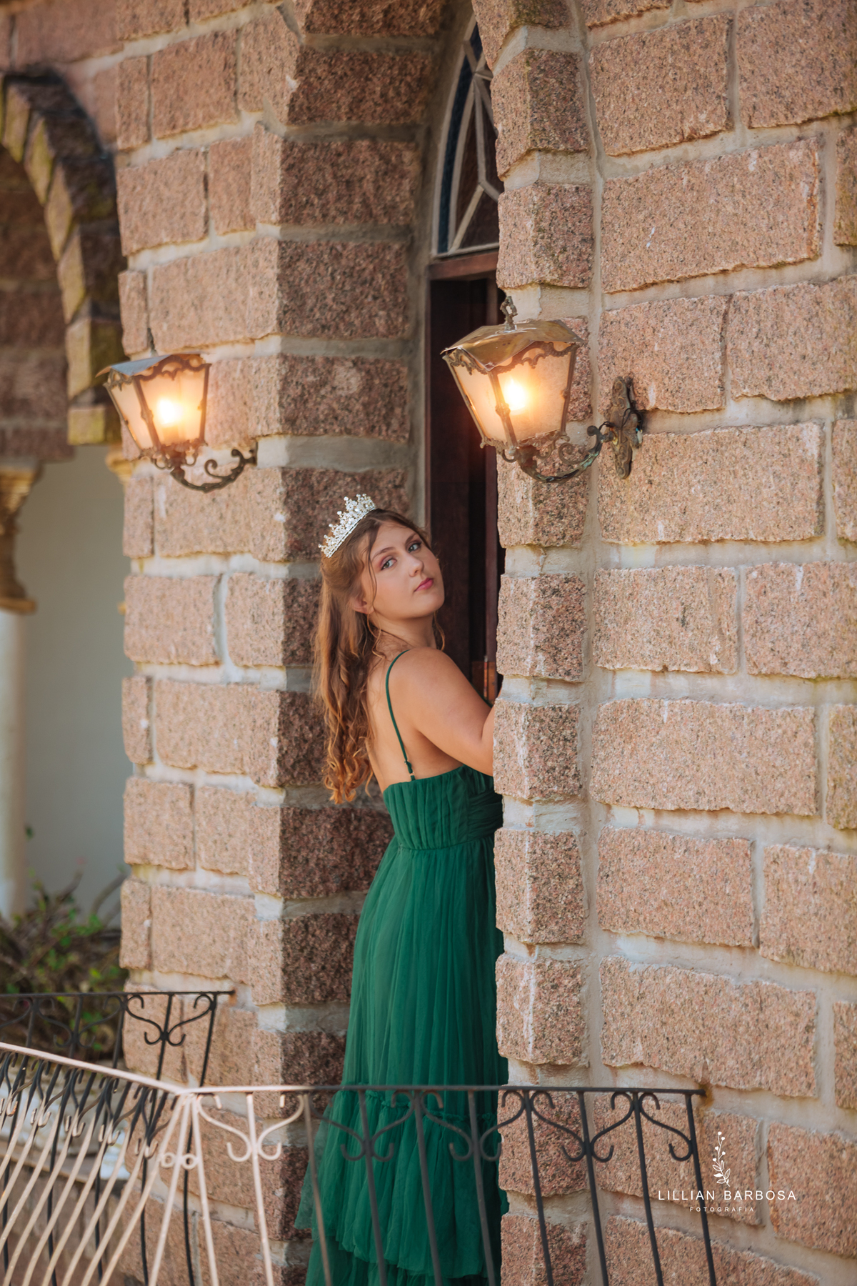 Ensaio-de-quinze-anos-ensaio-no-castelo-belvedere-saneio-treze-de-maio-santa-catarina-lillian-barbosa-fotografa-de-lauro-muller-