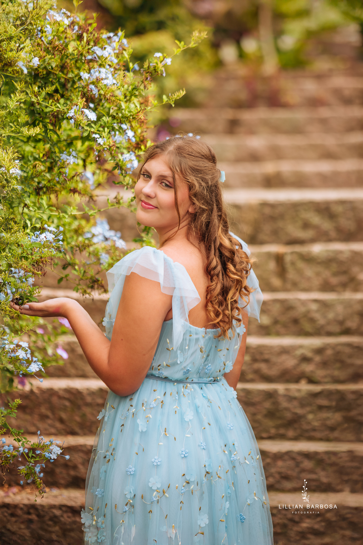 Ensaio-de-quinze-anos-ensaio-no-castelo-belvedere-saneio-treze-de-maio-santa-catarina-lillian-barbosa-fotografa-de-lauro-muller-