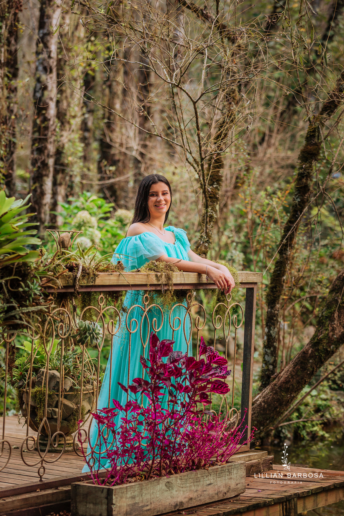 ensaio-de-quinze-anos-no-jardim-secreto-urubici-ensaio-de-quize-anos-o-ar-livre-ensaio-em-urubici-fotografa-de-urubici-fotografa-de-j-lauro muller