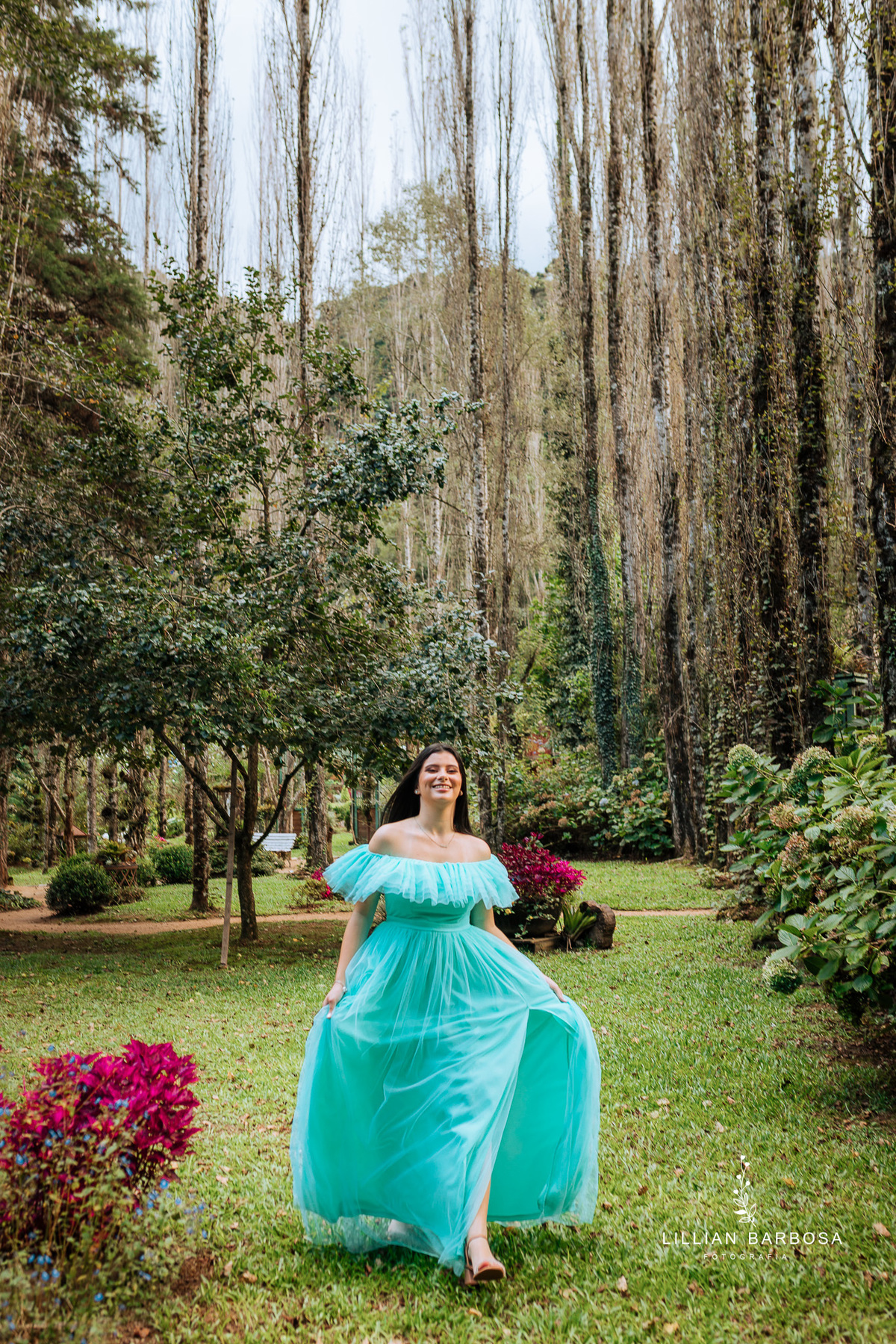 ensaio-de-quinze-anos-no-jardim-secreto-urubici-ensaio-de-quize-anos-o-ar-livre-ensaio-em-urubici-fotografa-de-urubici-fotografa-de-j-lauro muller