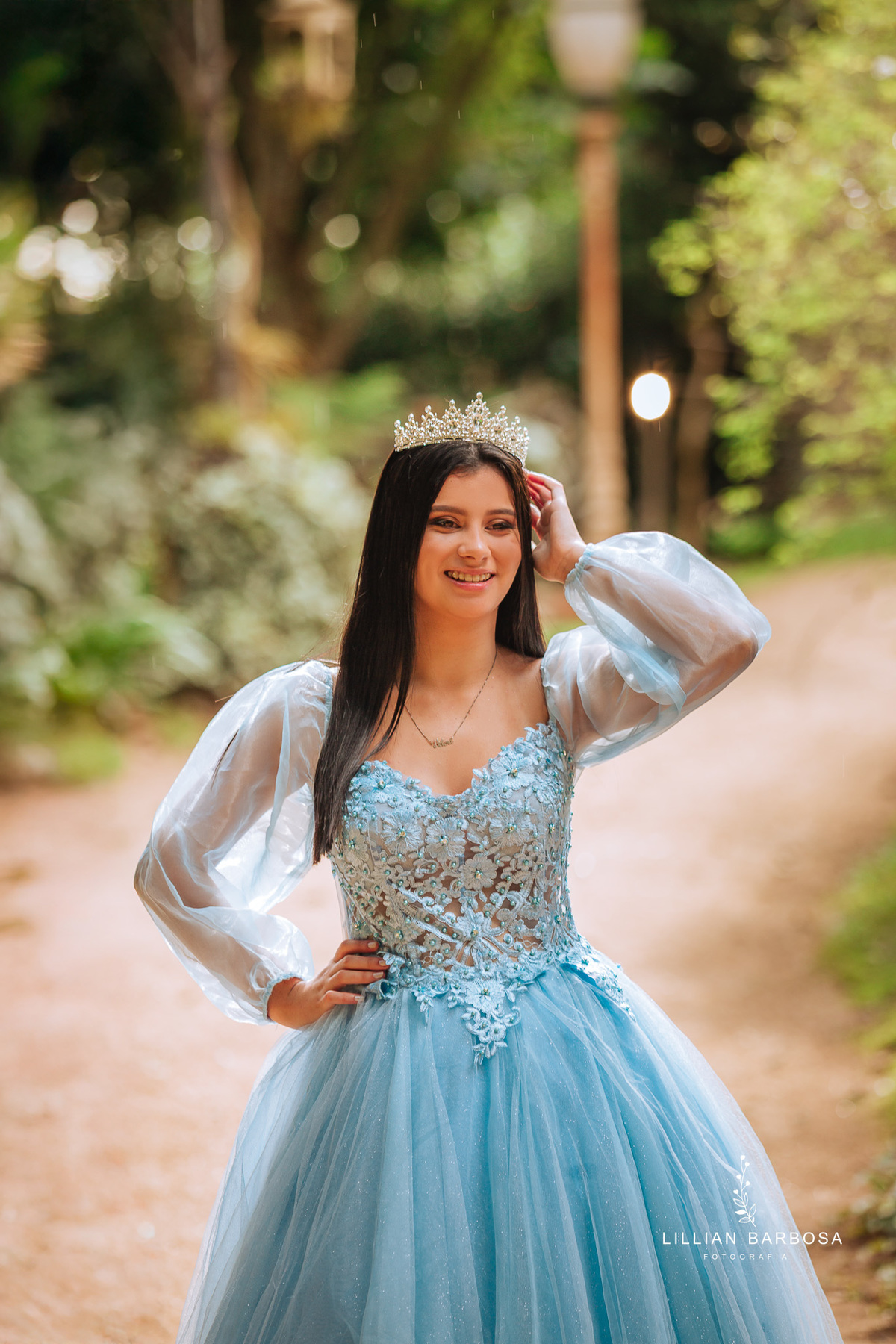 ensaio-de-quinze-anos-no-jardim-secreto-urubici-ensaio-de-quize-anos-o-ar-livre-ensaio-em-urubici-fotografa-de-urubici-fotografa-de-j-lauro muller