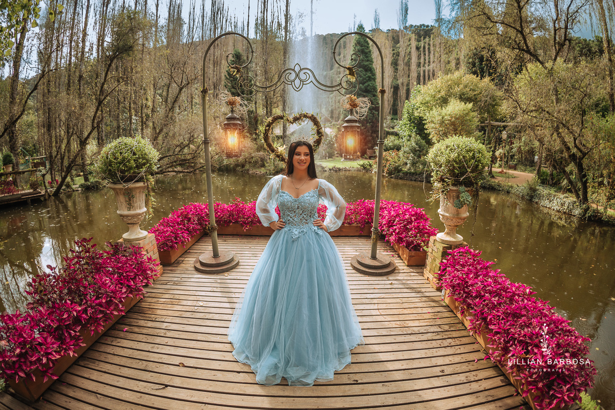 ensaio-de-quinze-anos-no-jardim-secreto-urubici-ensaio-de-quize-anos-o-ar-livre-ensaio-em-urubici-fotografa-de-urubici-fotografa-de-j-lauro muller