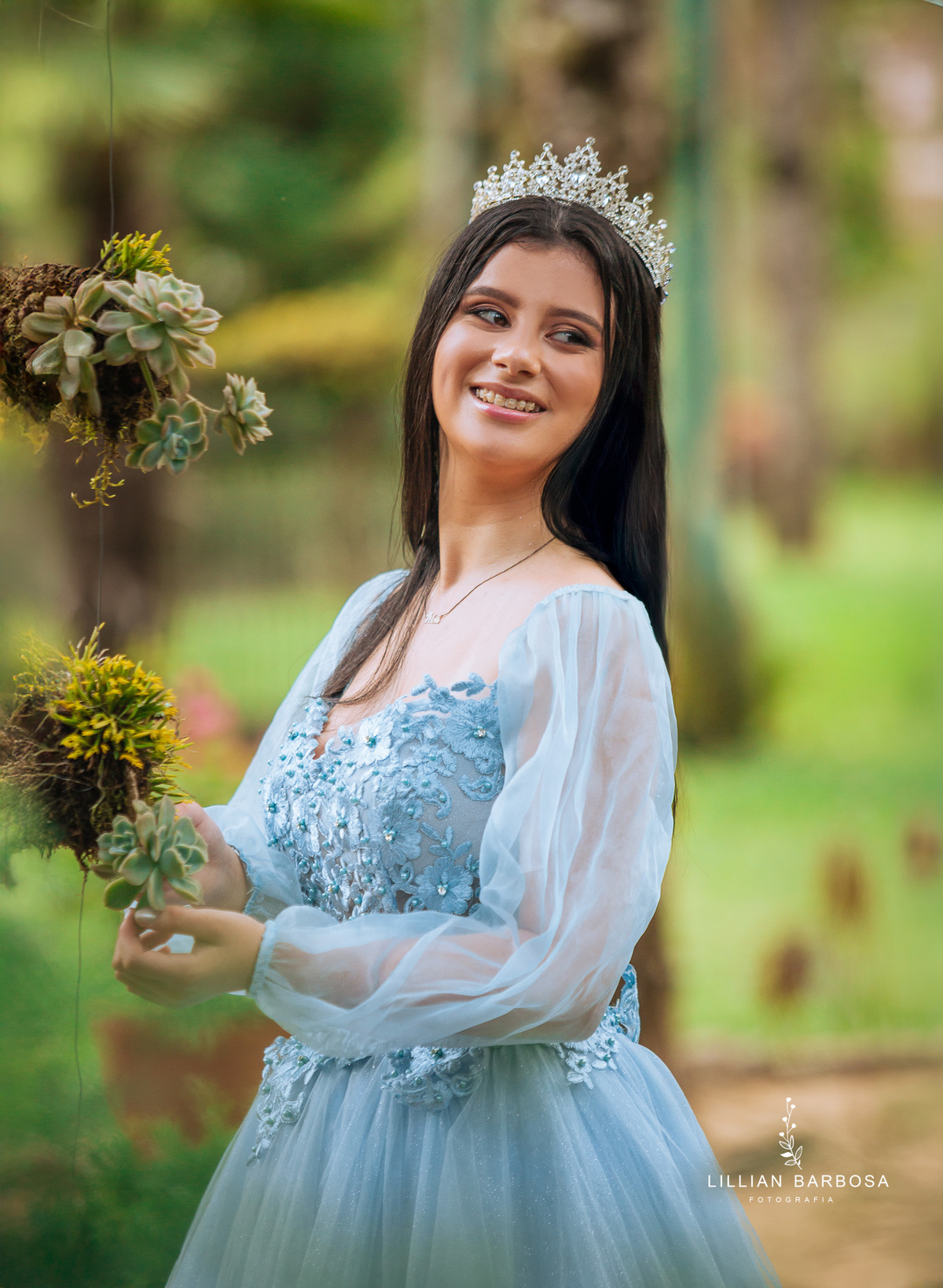 ensaio-de-quinze-anos-no-jardim-secreto-urubici-ensaio-de-quize-anos-o-ar-livre-ensaio-em-urubici-fotografa-de-urubici-fotografa-de-j-lauro muller
