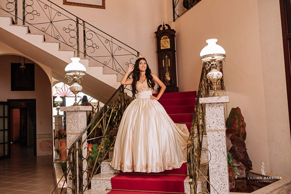 Ensaio-15-anos-no-castelo-belvedere-fotografa-lillian-barbosa