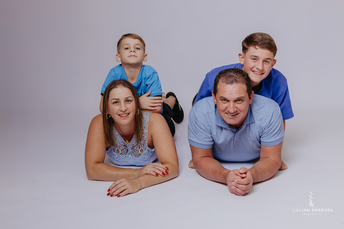 ensaio-de-familia-no-estudio-lillian-barbosa