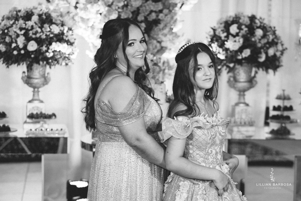 festa-de-15-anos-lillian-barbosa